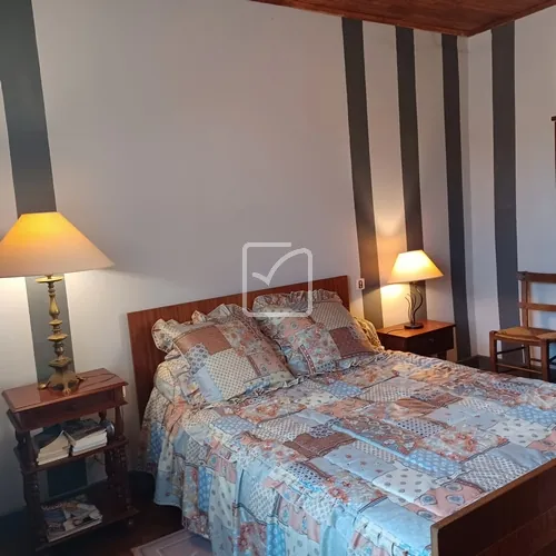 Ensemble immobilier en pierre avec terrain de 3,7ha en Bouriane, Lot 