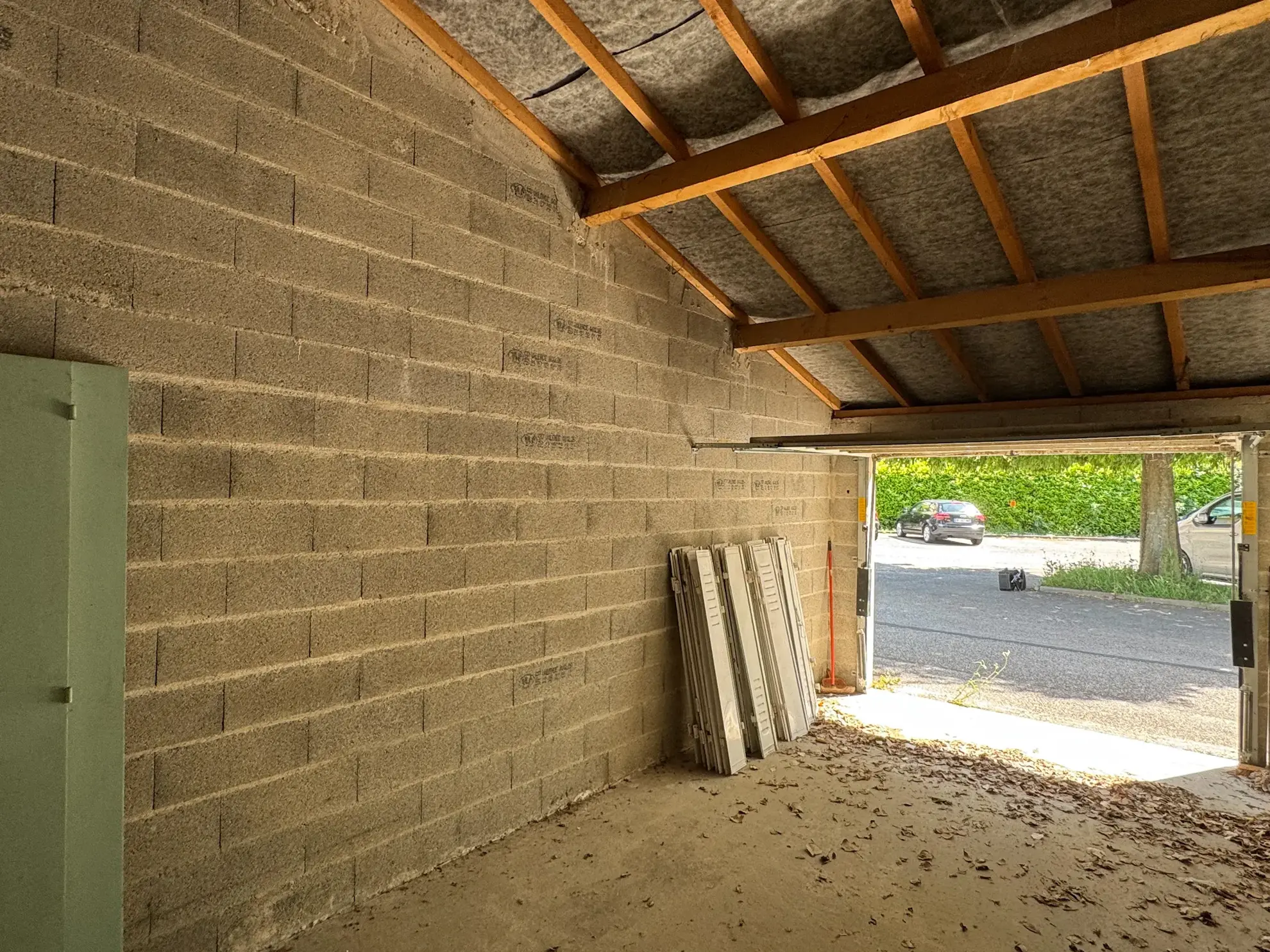 Appartement rénové de 61m² avec balcon, garage et cave à Valence 