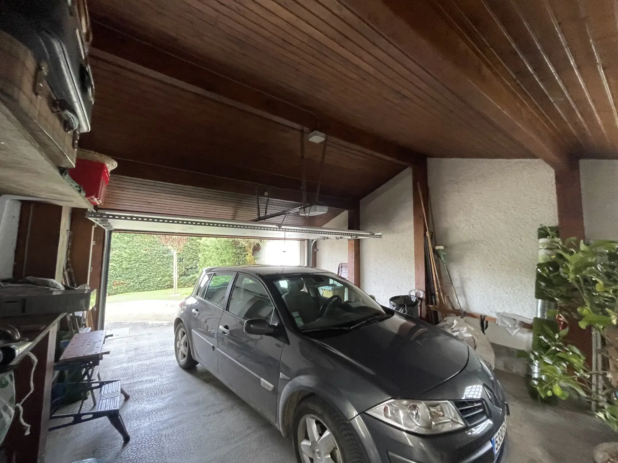 Maison de plain-pied avec jardin et grand garage à Libourne 