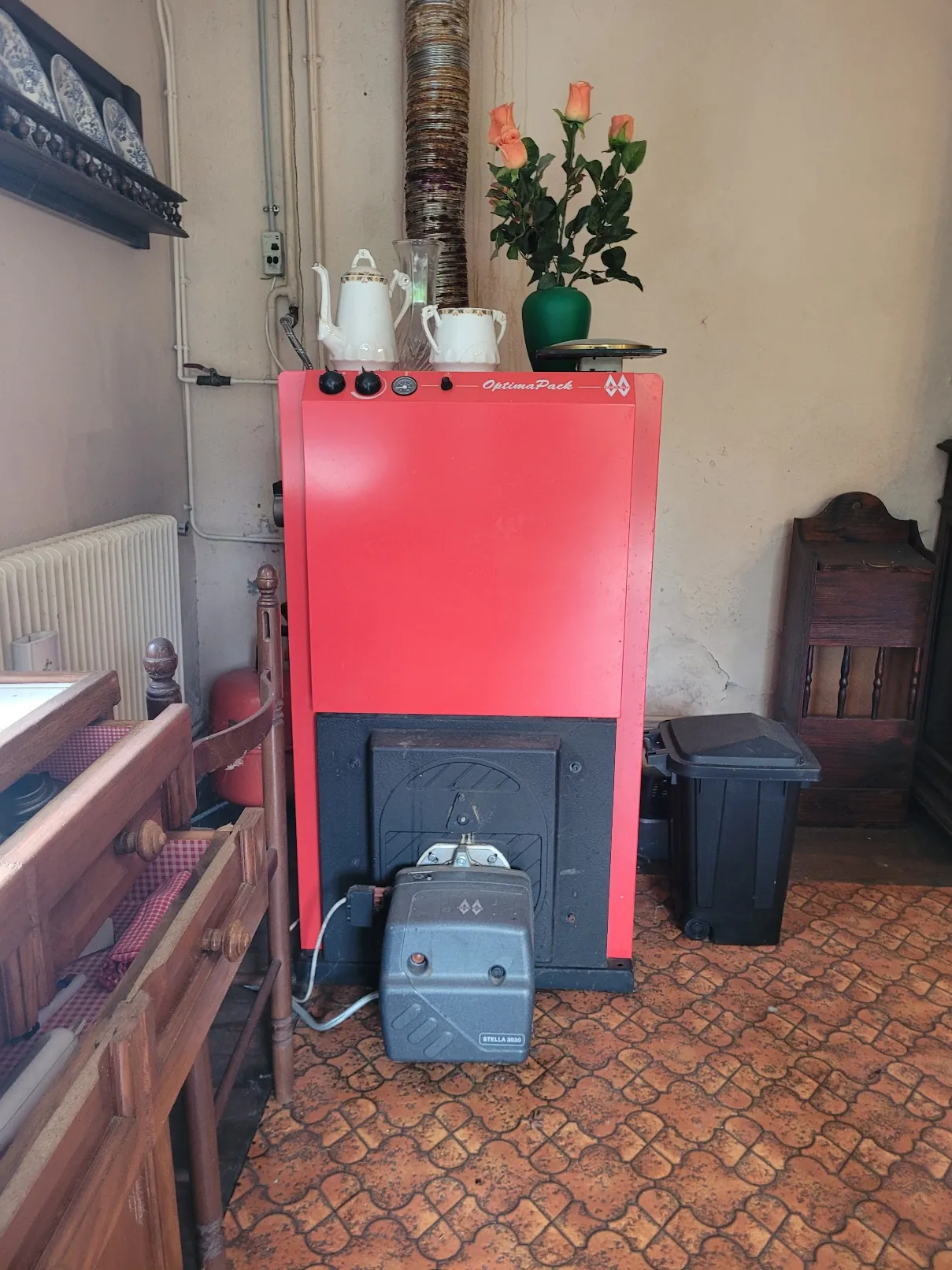 Maison de 84 m² à rénover avec terrain à Massat, vue montagne, proche commodités 