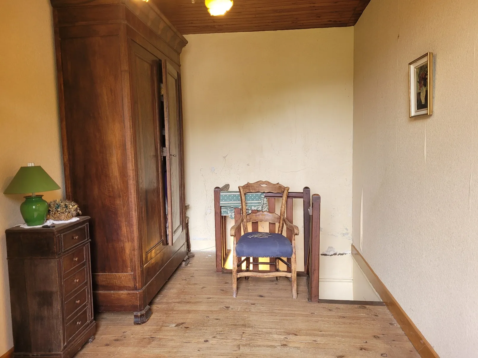 Maison de 84 m² à rénover avec terrain à Massat, vue montagne, proche commodités 