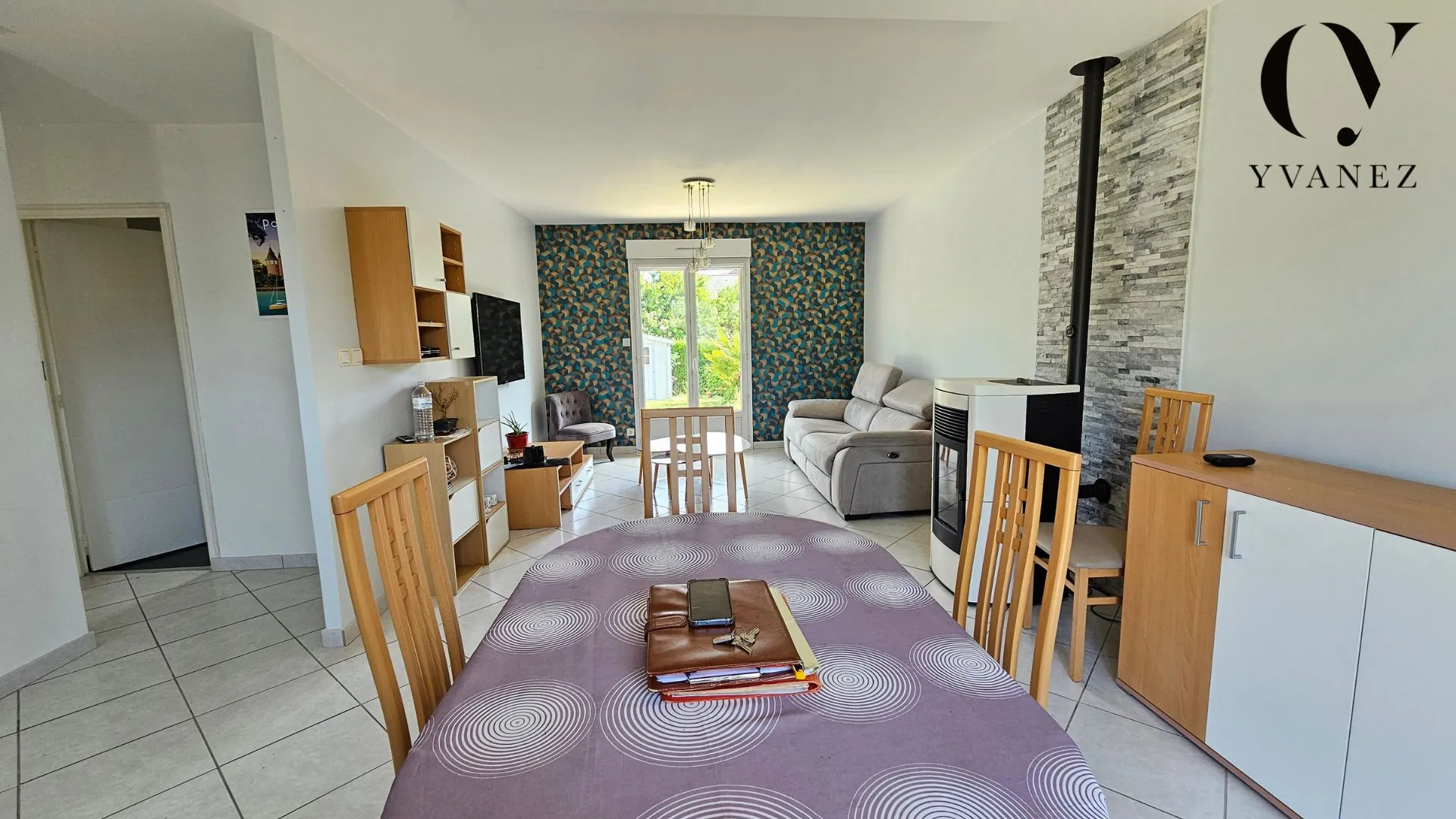 Maison à vendre à Brécé avec 3 chambres, jardin et grande terrasse près de Rennes 