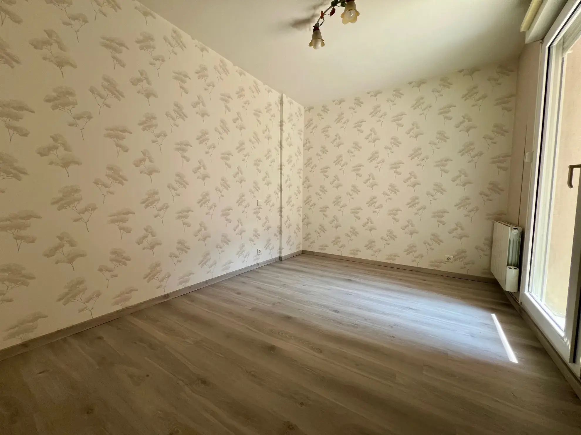 Appartement T3 à Millau avec terrasse, cave et stationnement - Opportunité à saisir 