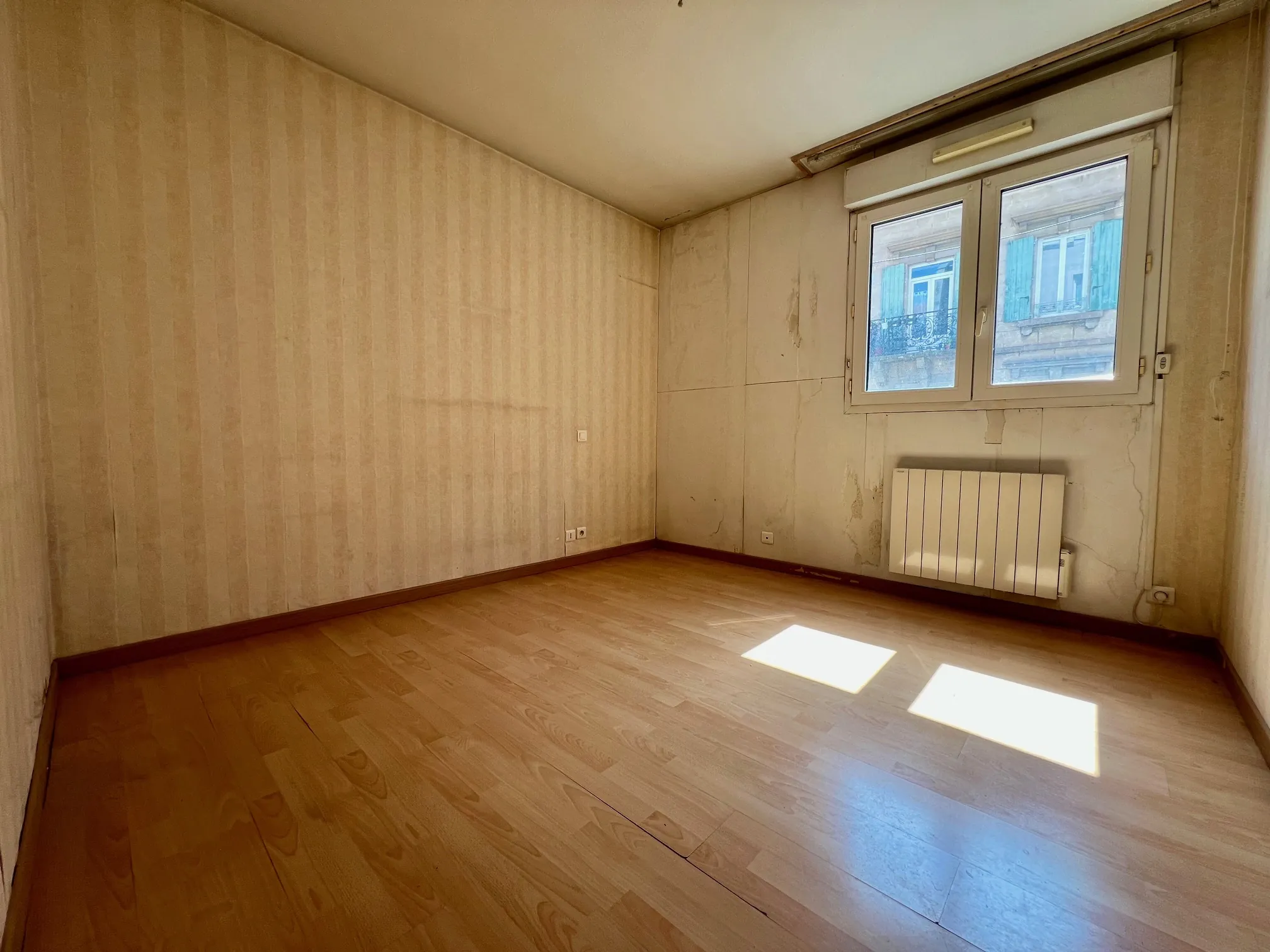 Appartement T3 à Millau avec terrasse, cave et stationnement - Opportunité à saisir 