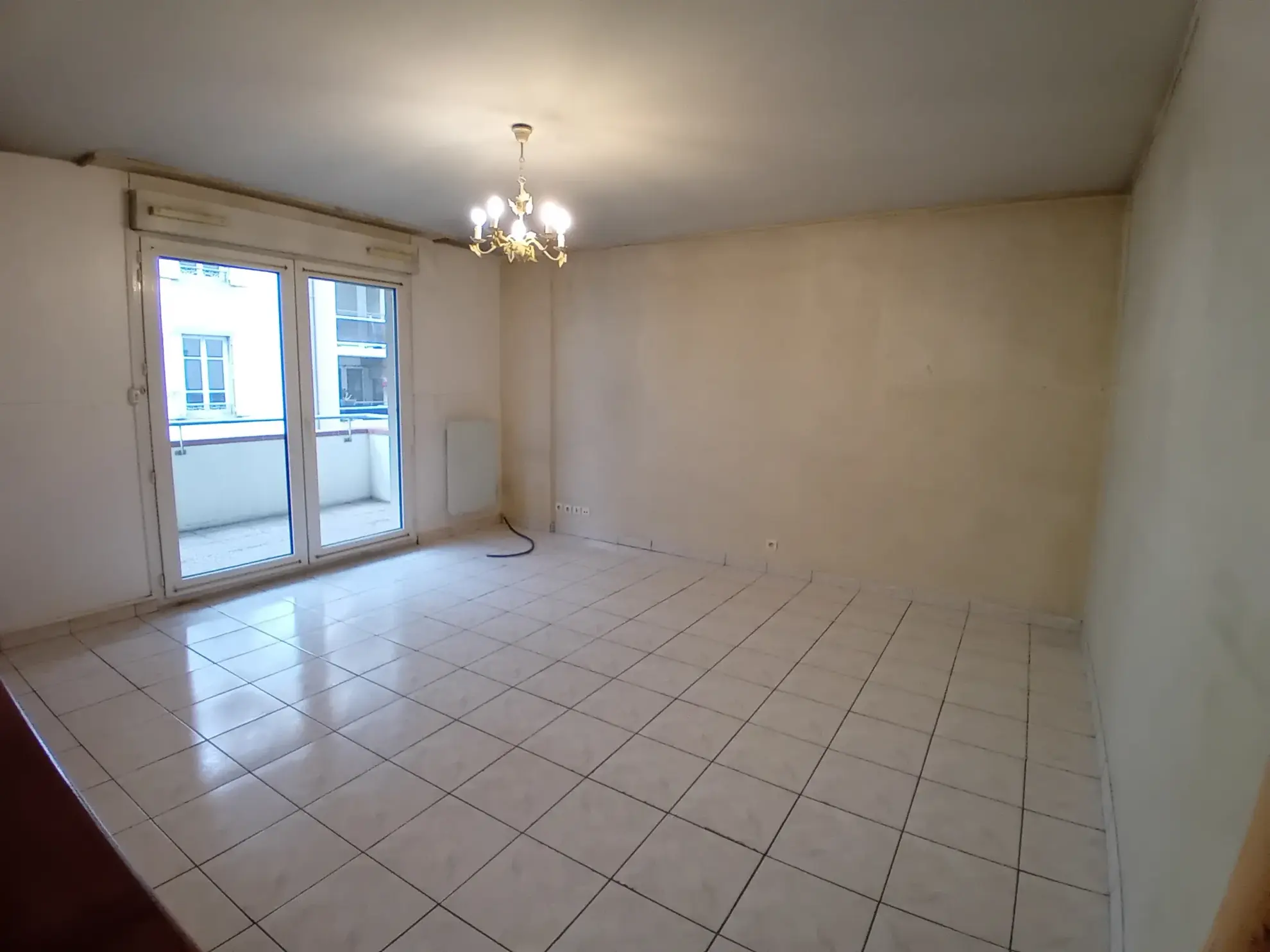 Appartement T3 à Millau avec terrasse, cave et stationnement - Opportunité à saisir 