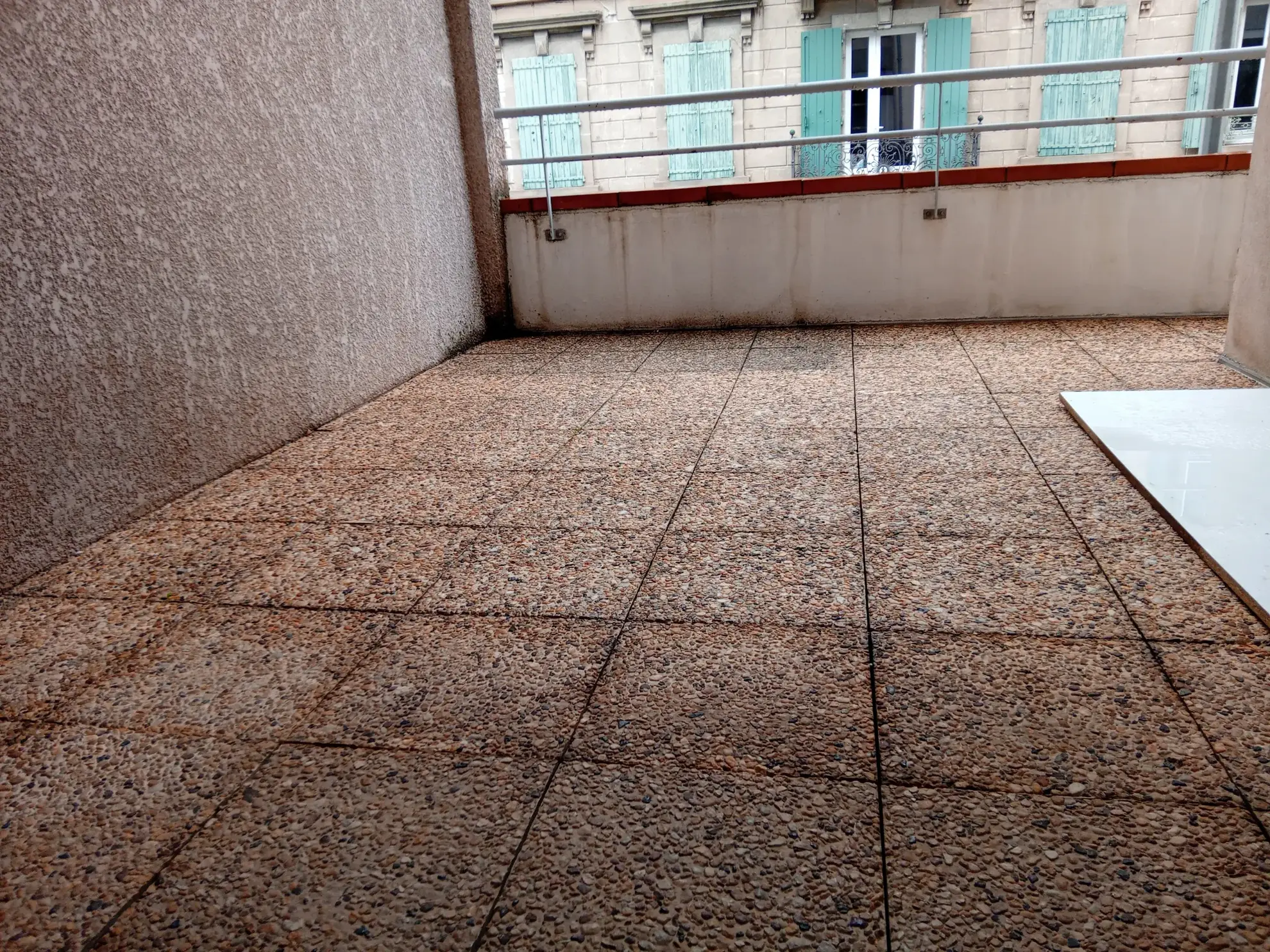 Appartement T3 à Millau avec terrasse, cave et stationnement - Opportunité à saisir 