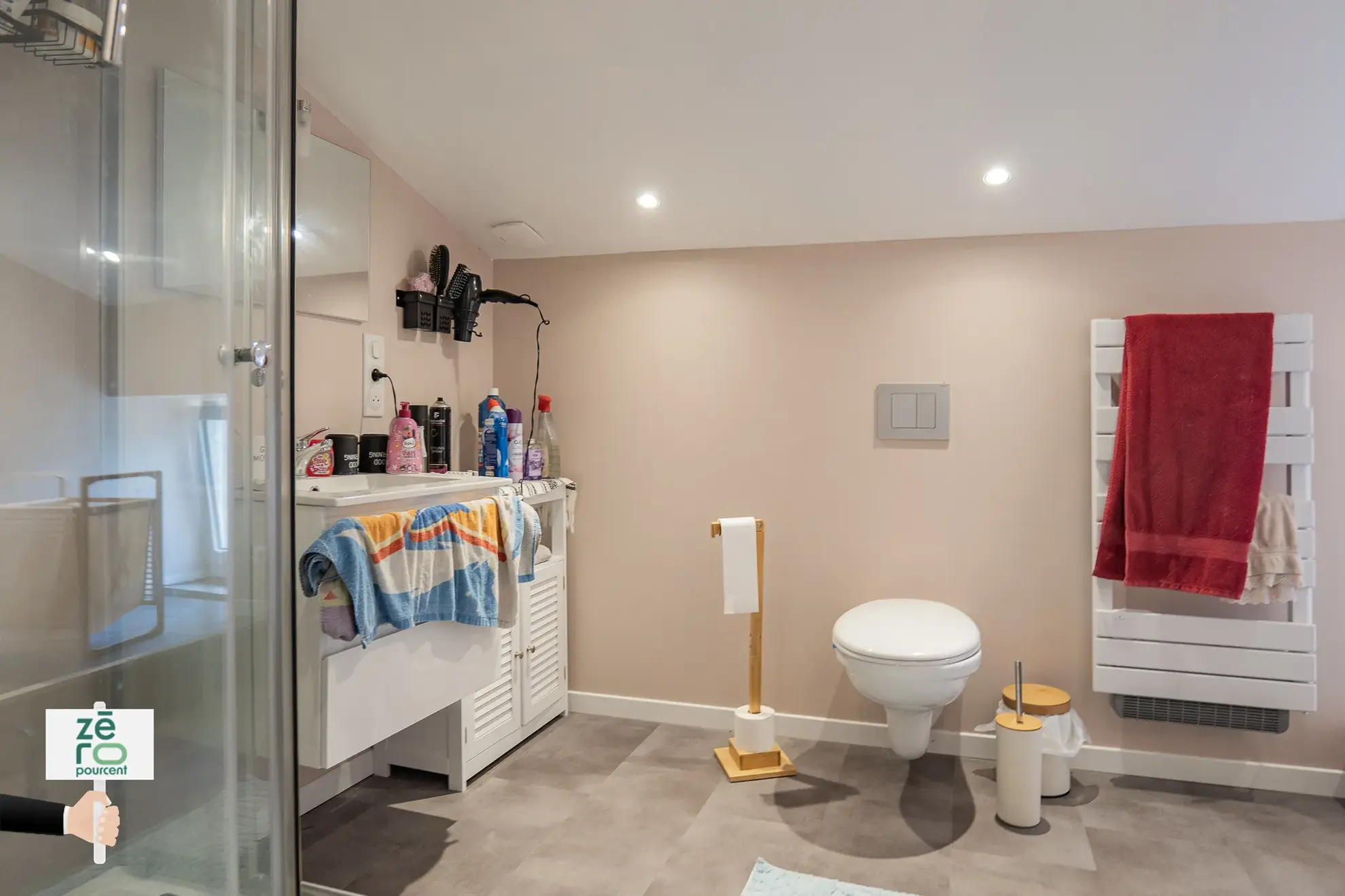 Longère en pierre à Nalliers avec potentiel d’investissement et d’aménagement 