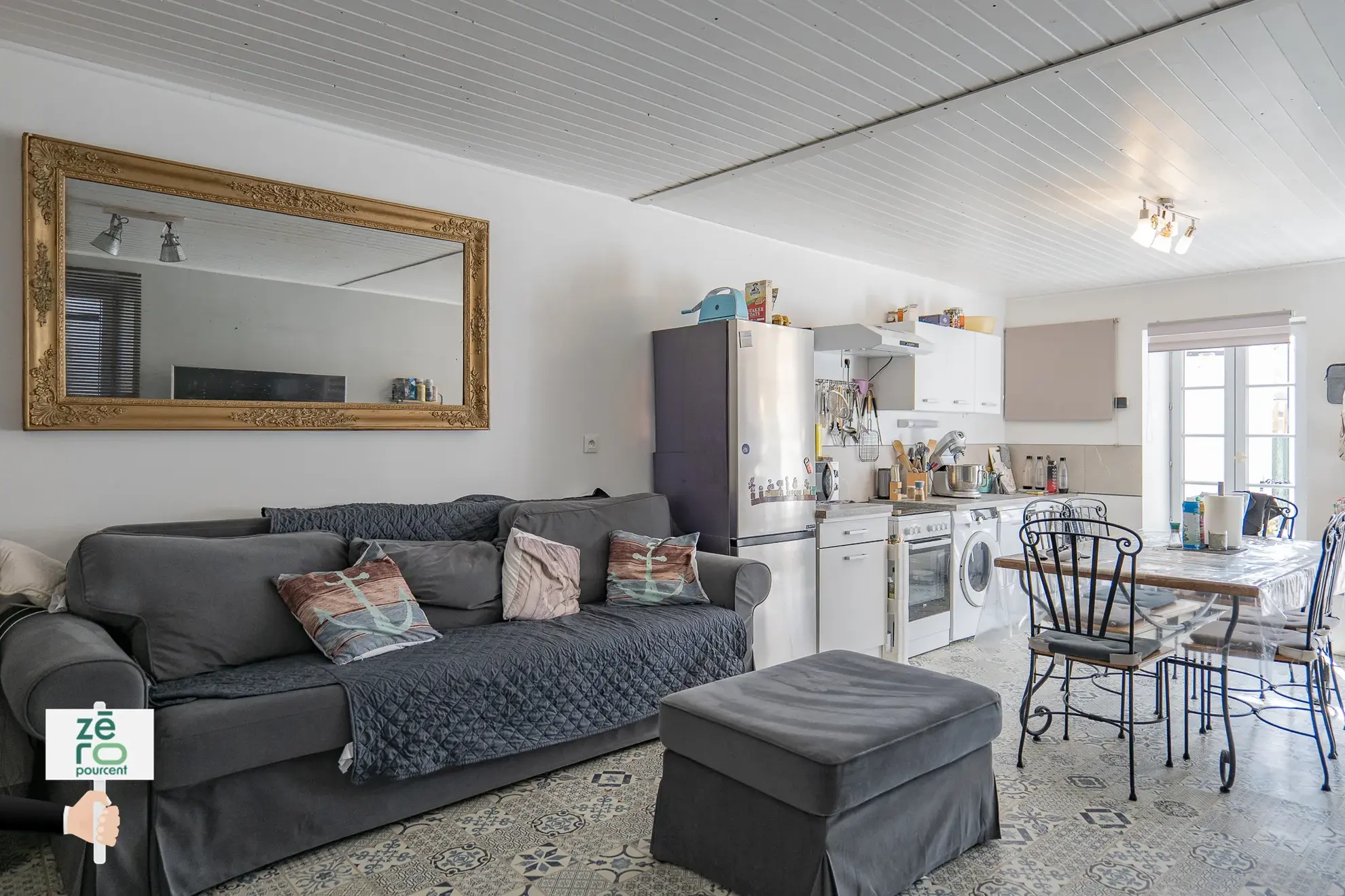 Longère en pierre à Nalliers avec potentiel d’investissement et d’aménagement 