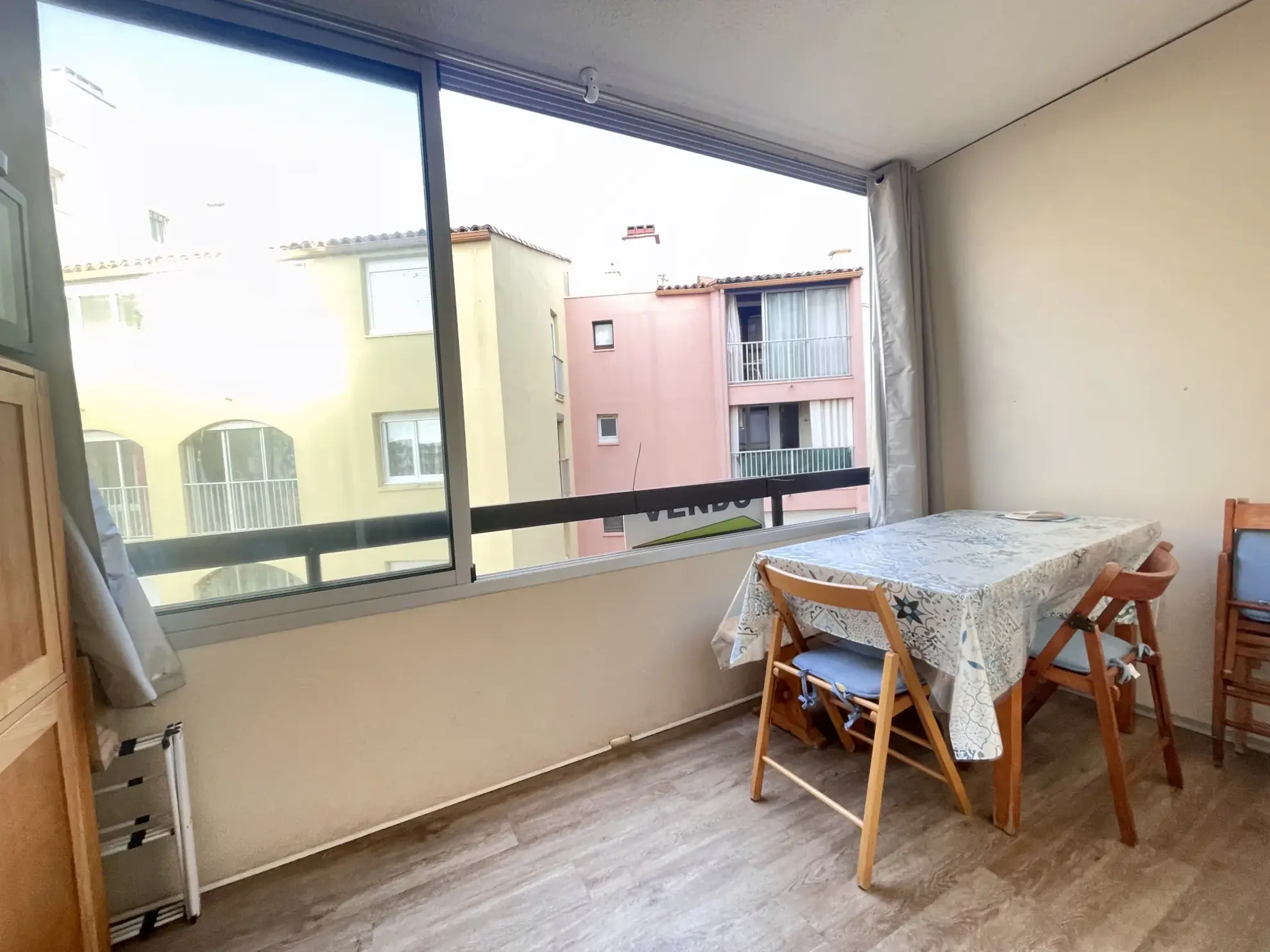 Appartement 24,5 m² avec loggia à proximité du Môle et du centre port d'Agde 