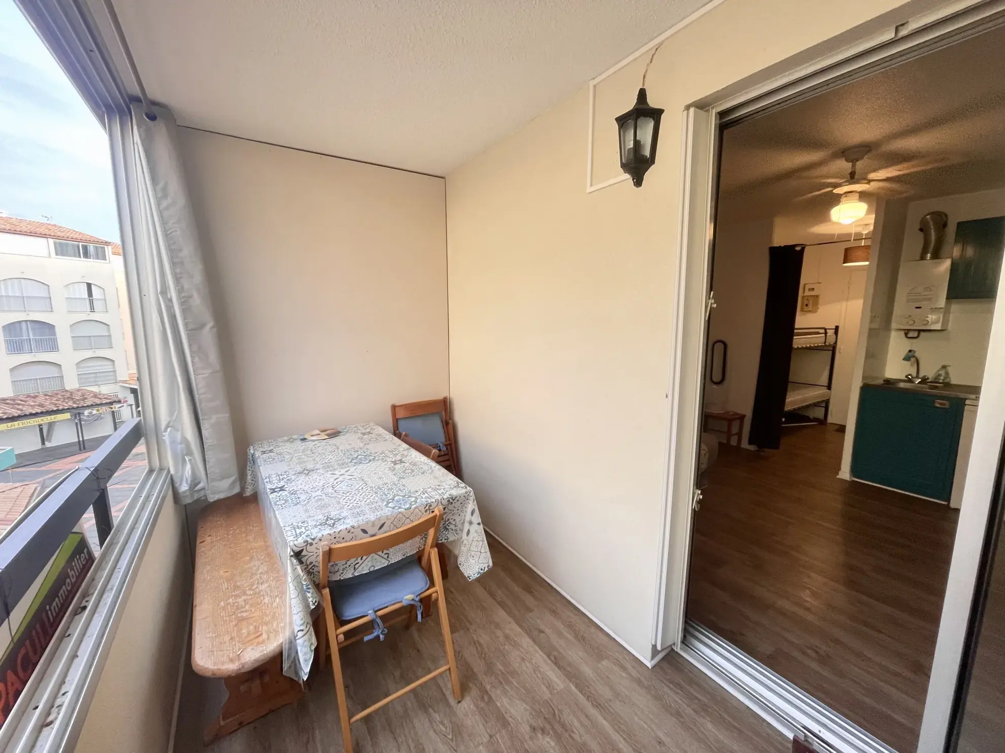 Appartement 24,5 m² avec loggia à proximité du Môle et du centre port d'Agde 