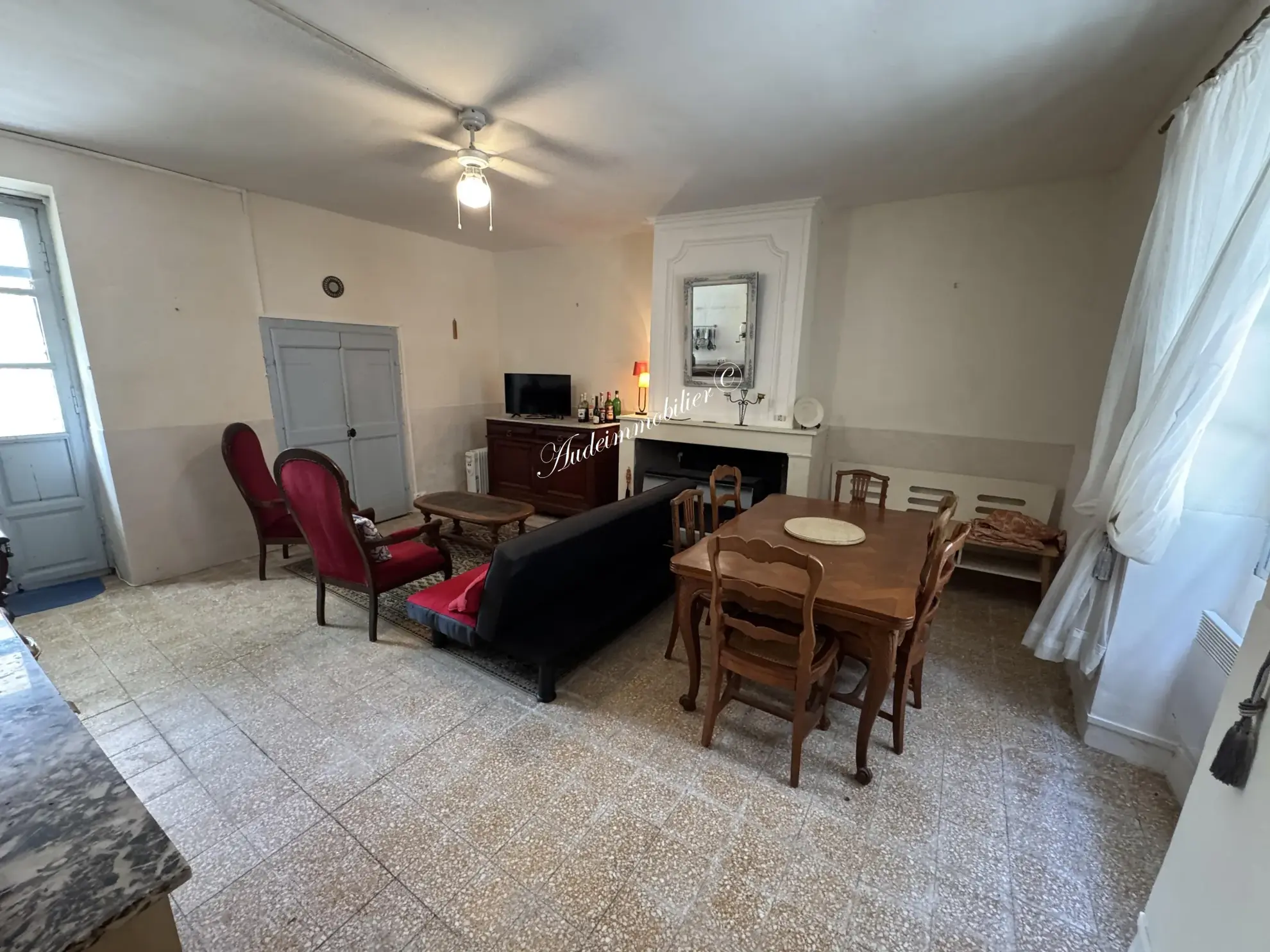 Maison en pierre avec terrasse et 3 chambres à Alet les Bains, Haute-Vallée de l'Aude 