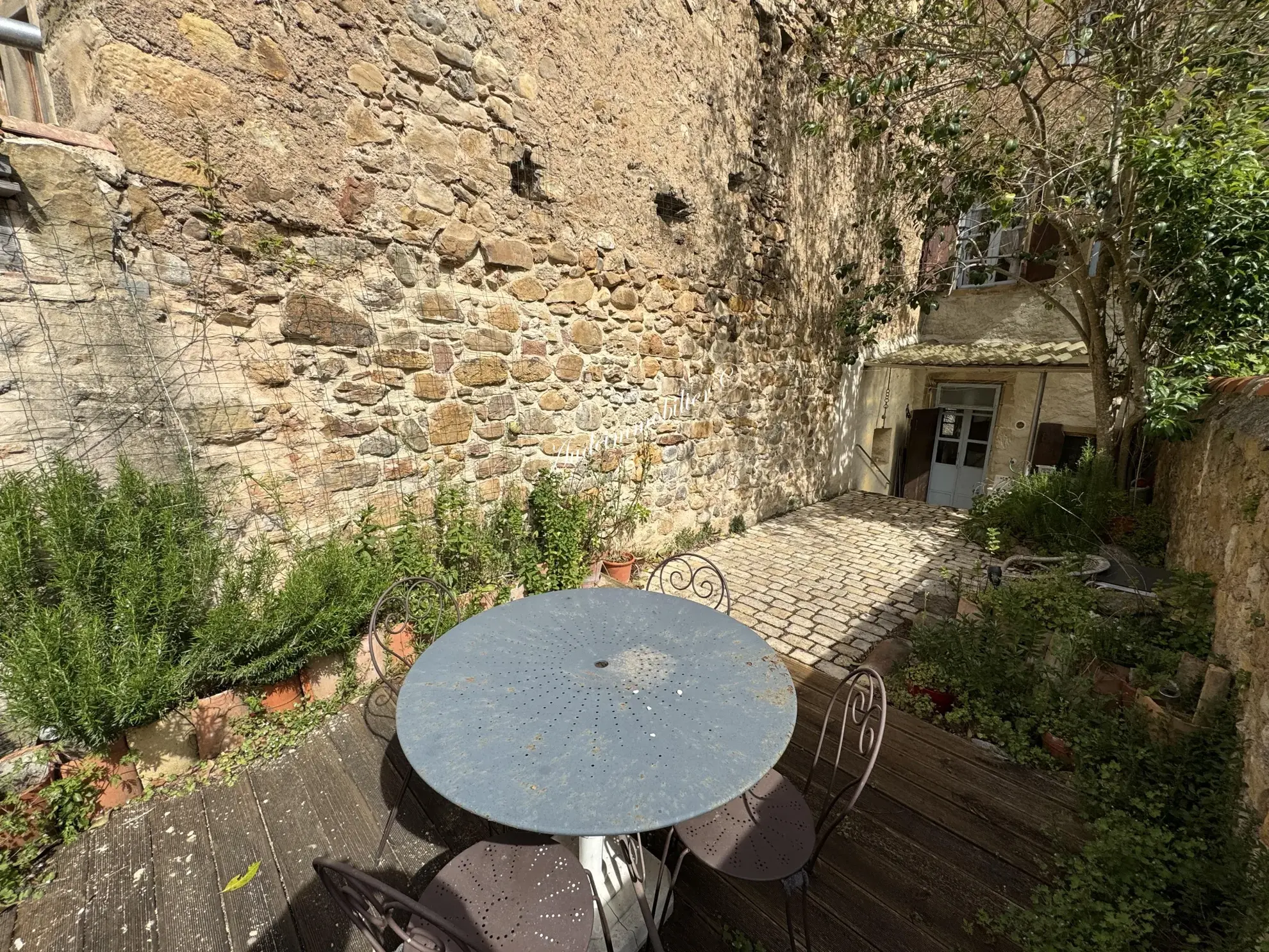 Maison en pierre avec terrasse et 3 chambres à Alet les Bains, Haute-Vallée de l'Aude 