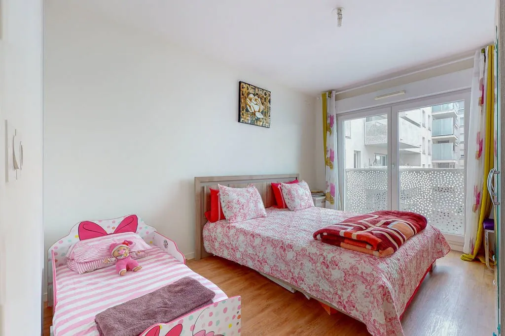 Appartement T3 de 62 m² avec balcon et parking à Choisy-le-Roi 