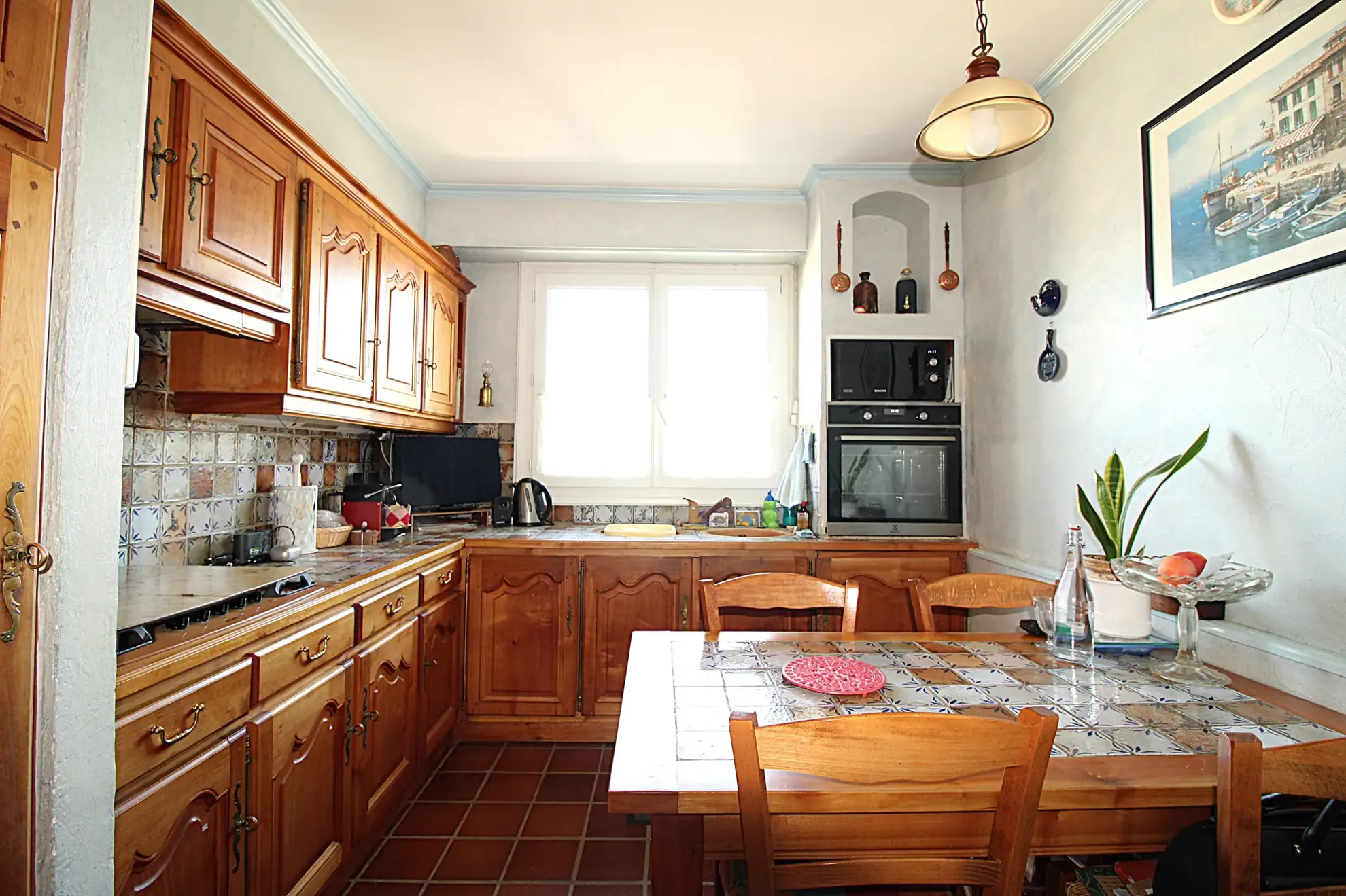 Maison 4 chambres à vendre à Angers - Quartier Éventard avec jardin et garage 