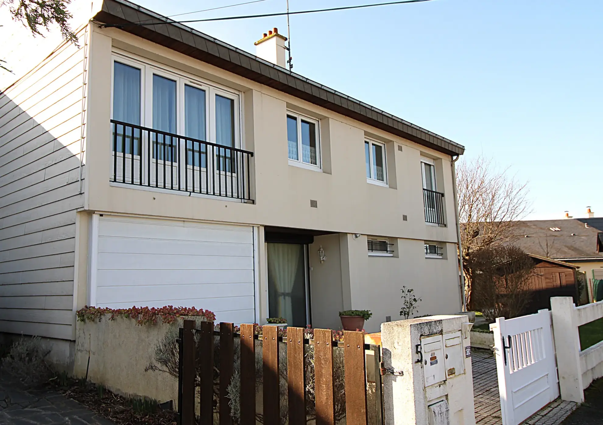 Maison 4 chambres à vendre à Angers - Quartier Éventard avec jardin et garage