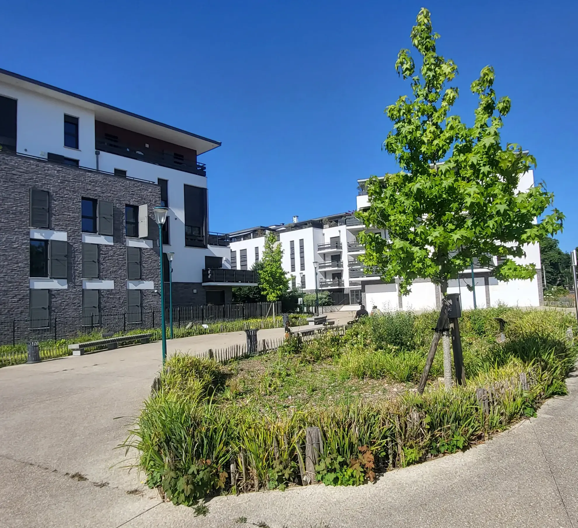 Appartement T3 en duplex avec balcon à Pontoise, standing, parking et proximité de l'Oise 