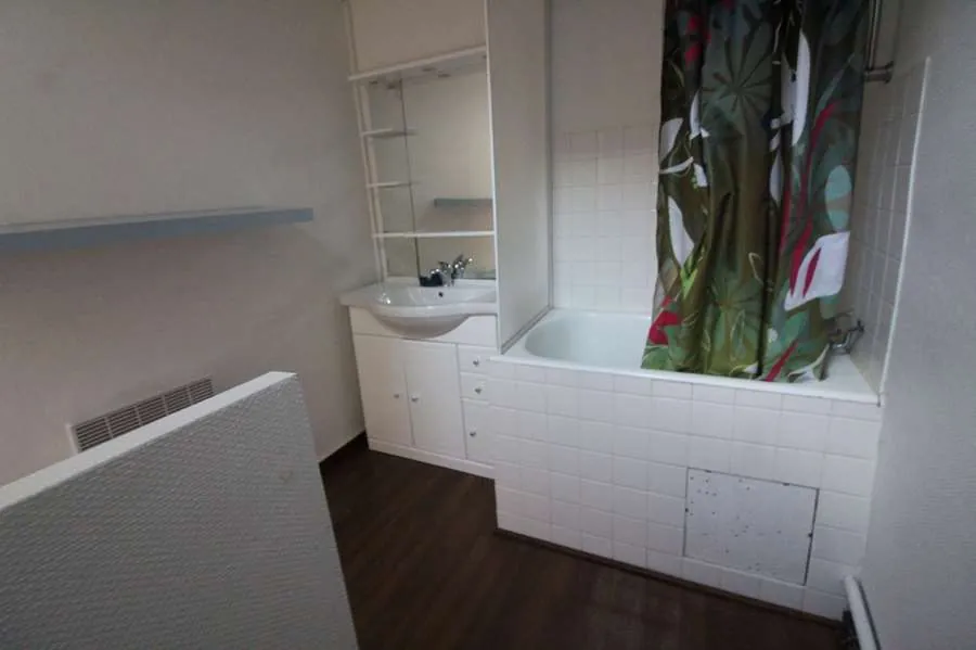 À vendre à Tannay : Deux maisons jumelées avec potentiel, proche commerces 