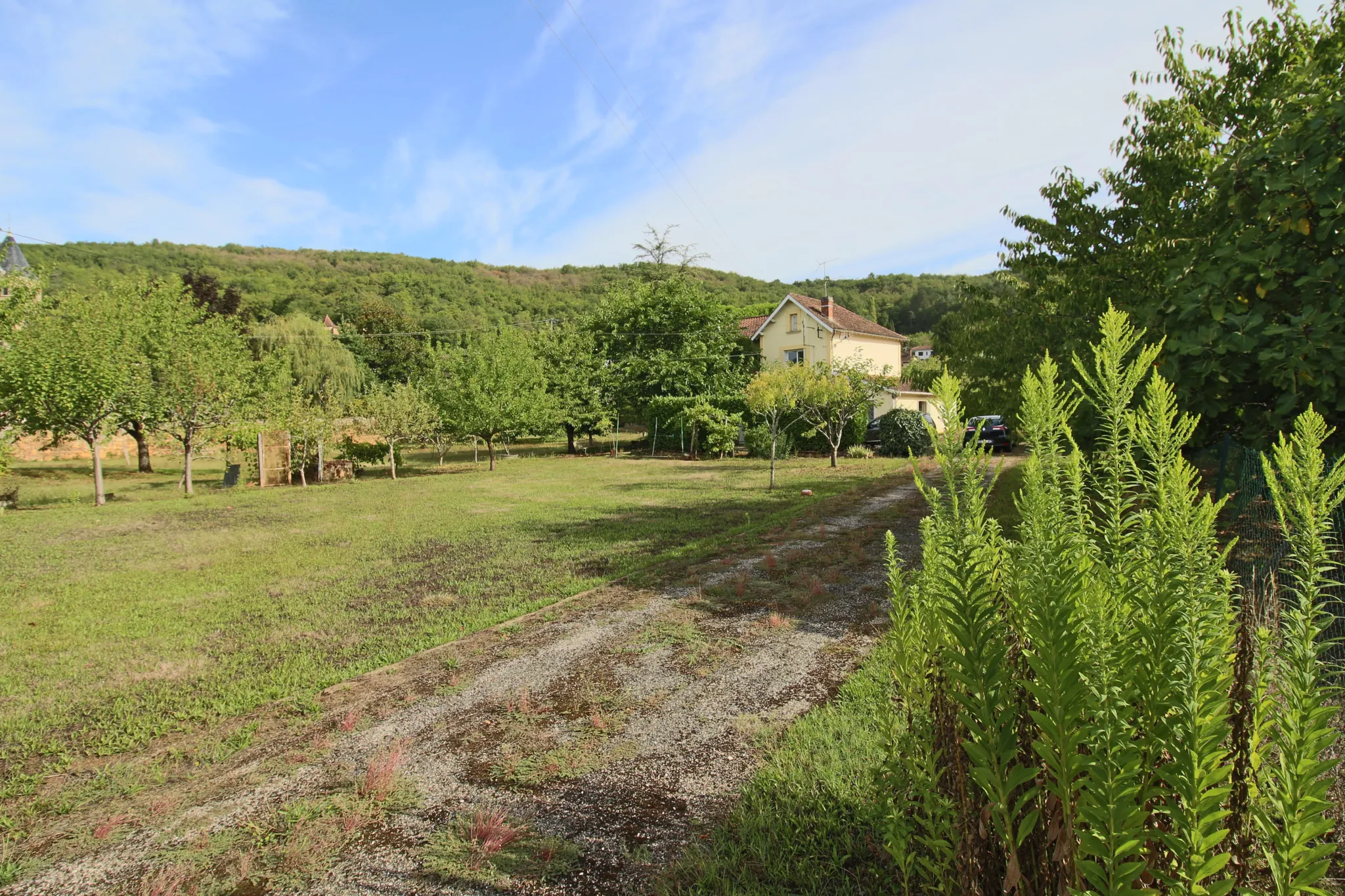 Maison de charme avec grand jardin à Puy-l’Évêque - 120 m²