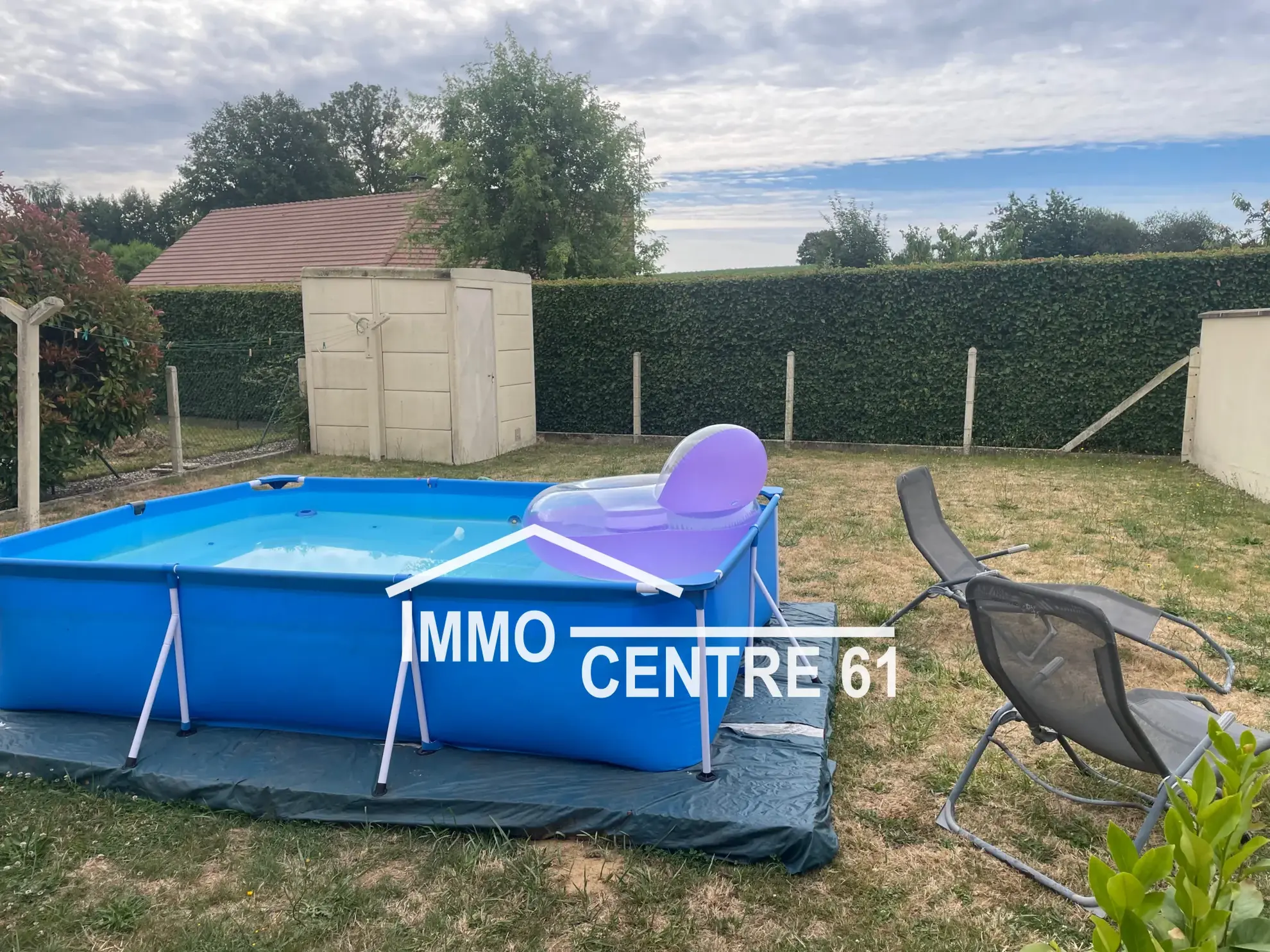 Ensemble immobilier locatif avec 2 pavillons F3 à vendre près d'Alençon 