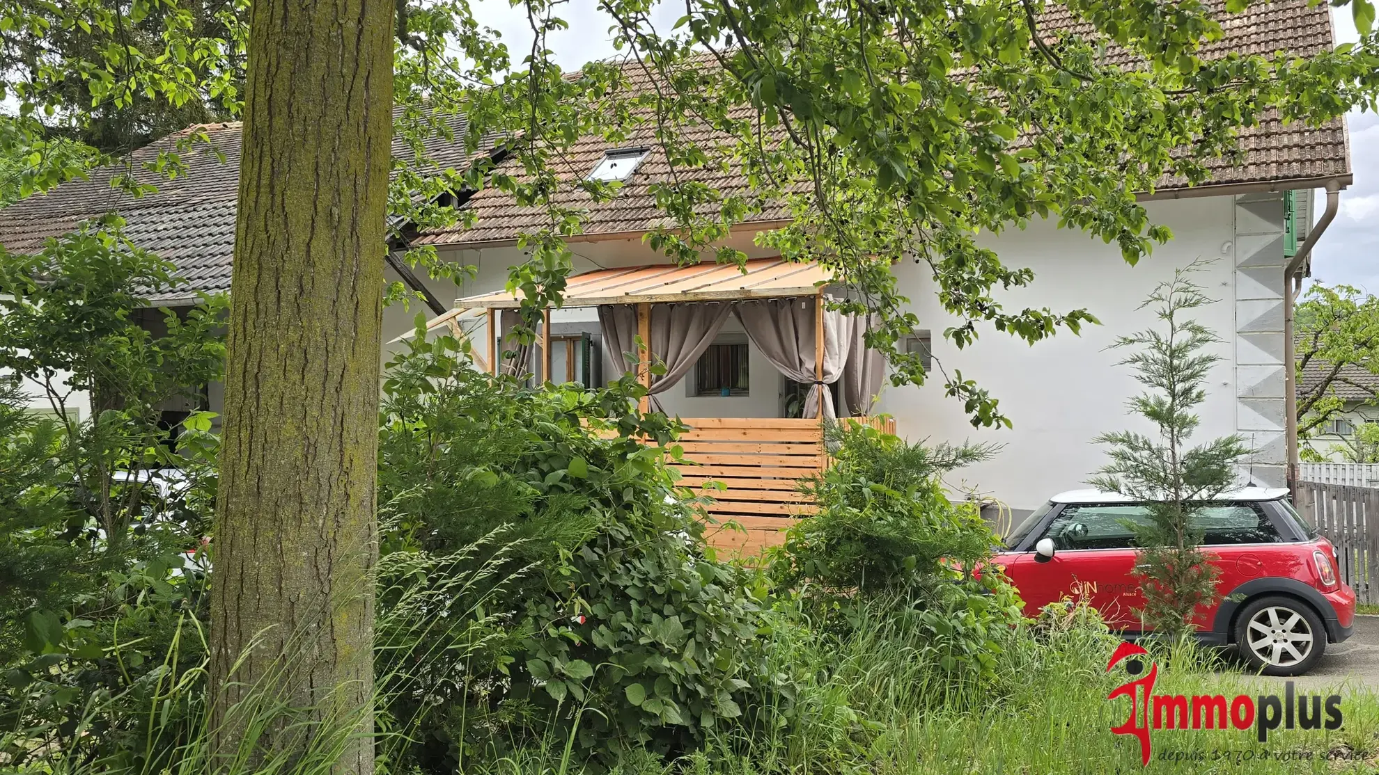 Maison de village à Waldighoffen avec 4 chambres, dépendance et terrasses 