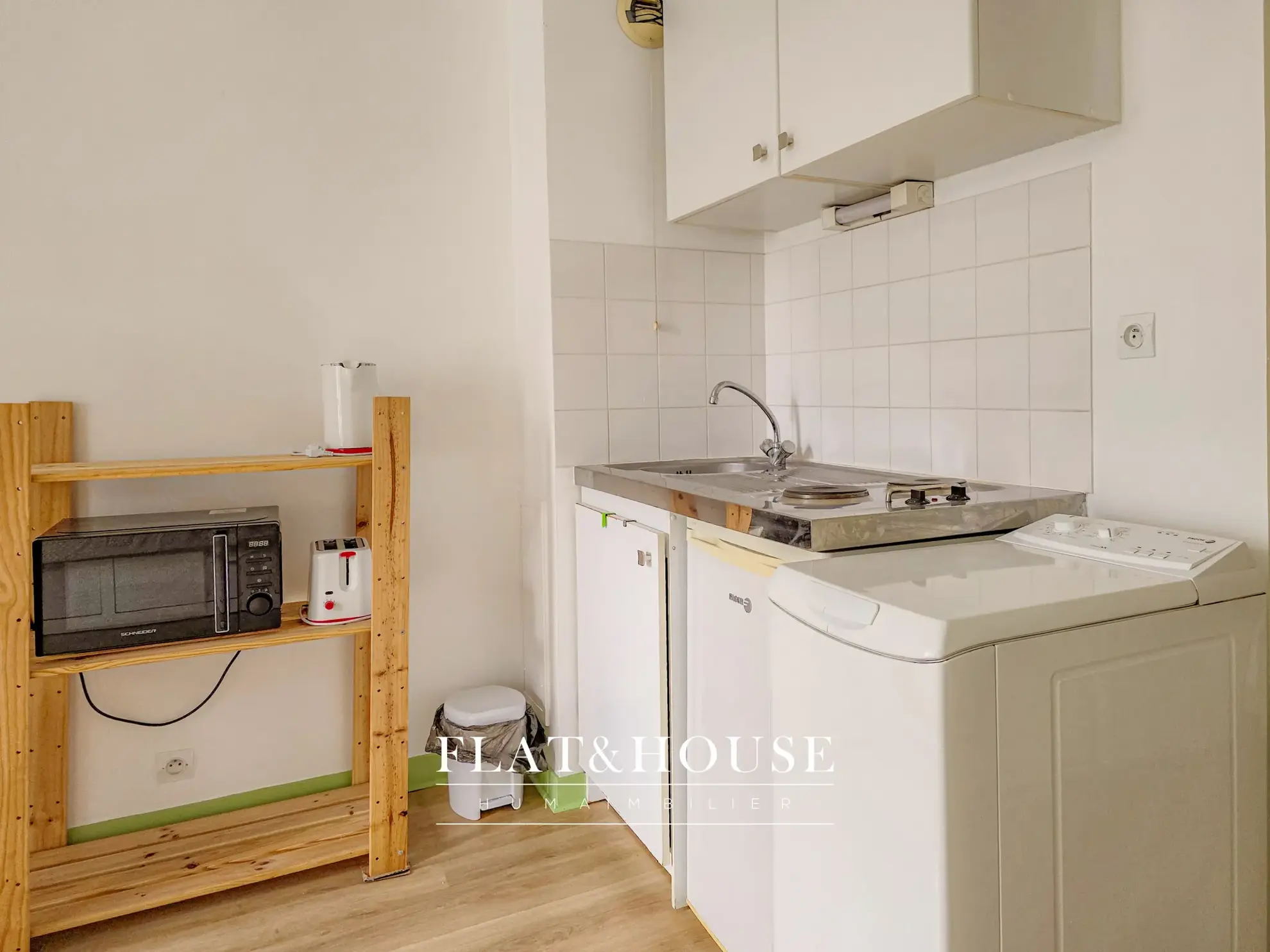 Studio meublé de 19 m² à Nantes, idéal étudiant ou investisseur, proche CHU et commerces 