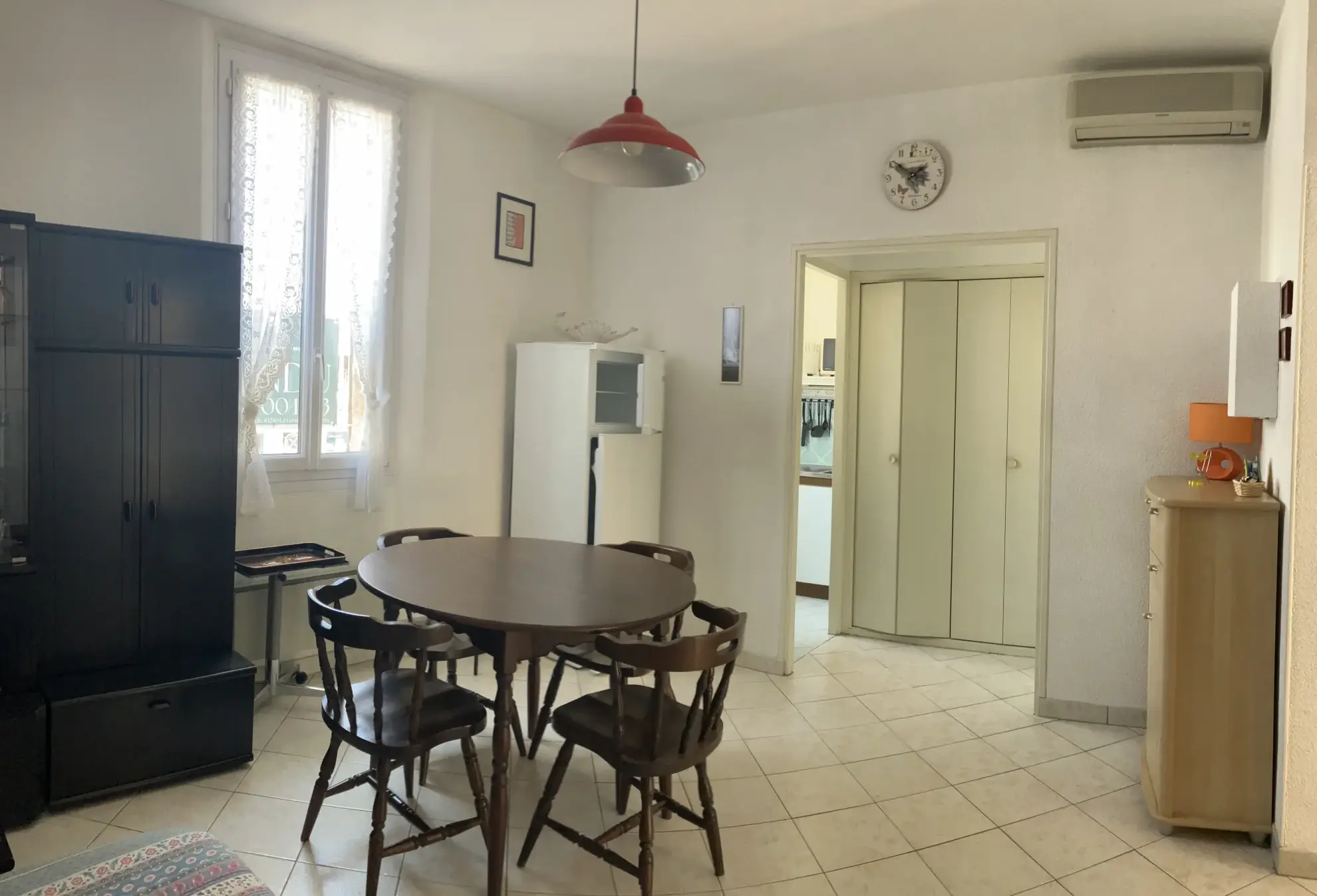 Appartement T2 avec terrasse à La Londe-les-Maures en centre-ville 