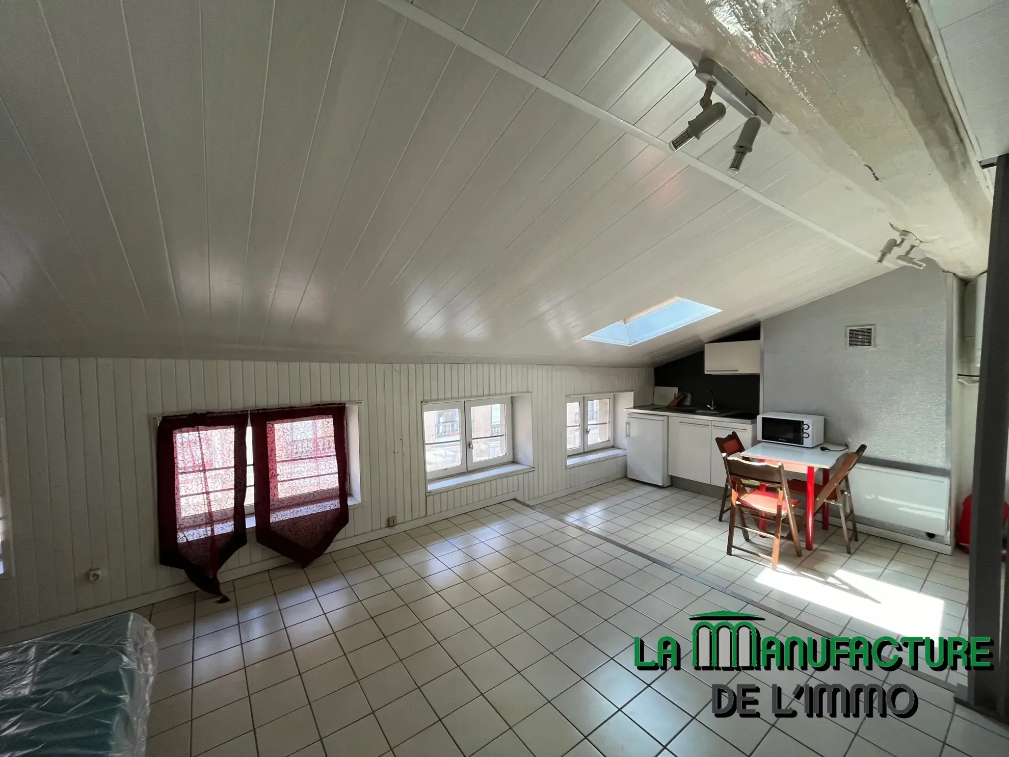 Studio à vendre à Saint-Étienne – 21,77 m² idéal pour investissement locatif 