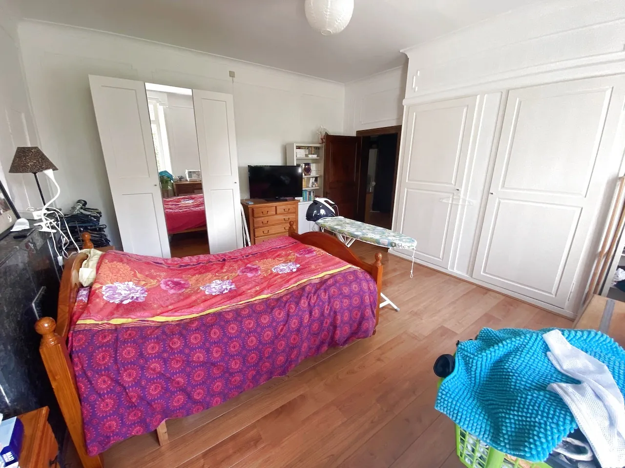 Maison individuelle à Avesnoise avec grand terrain et potentiel de rénovation 