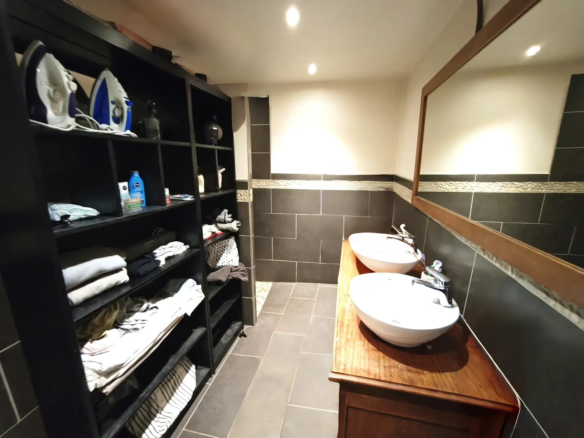 Appartement T2 à La Seyne-sur-Mer proche du port, 48 m², bon état 