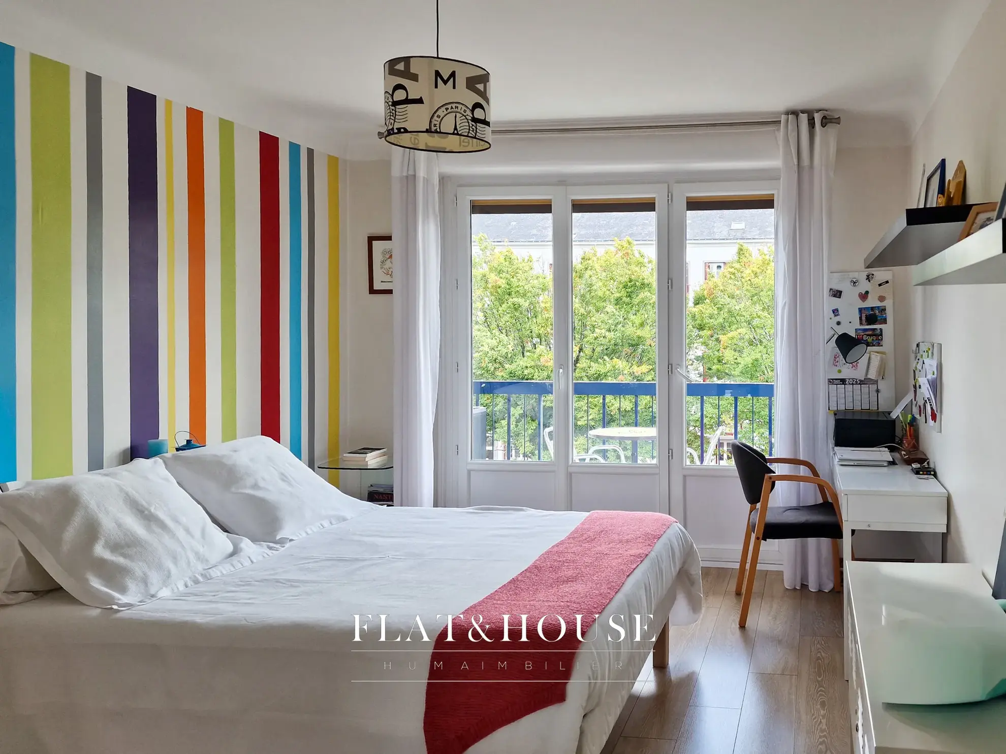 Appartement traversant de 92 m² avec 3 chambres, parking et cave à Nantes 