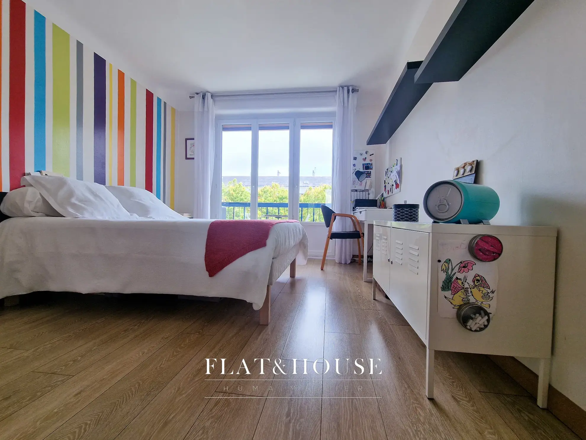 Appartement traversant de 92 m² avec 3 chambres, parking et cave à Nantes 