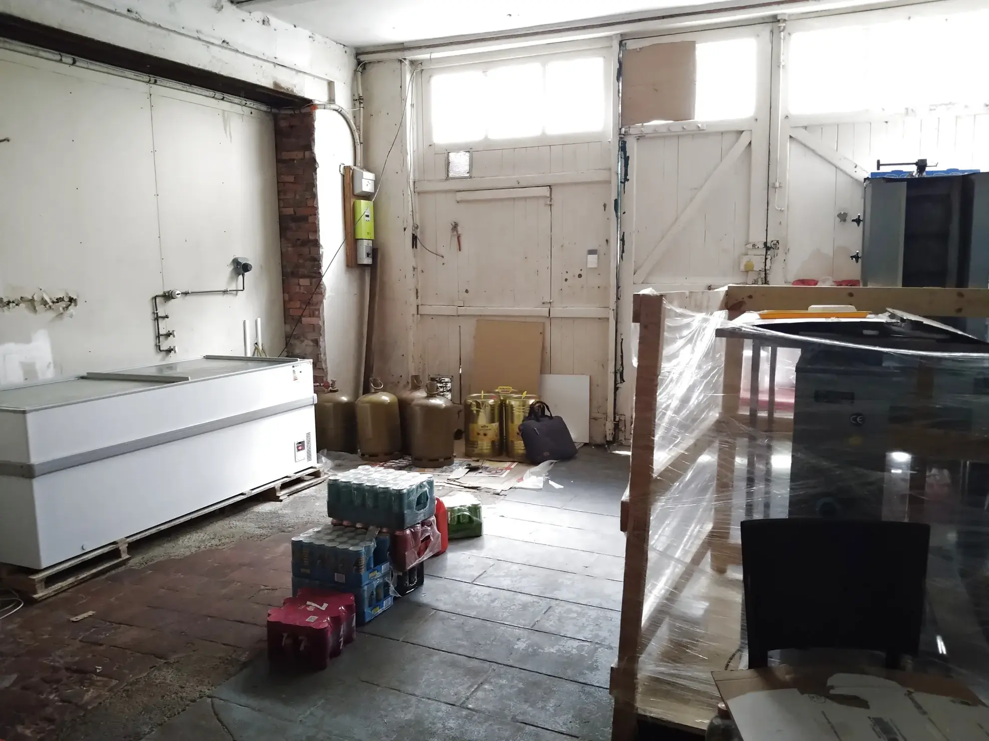 Immeuble à rénover de 214,62 m² à Fresnay-sur-Sarthe - Opportunité d'investissement 