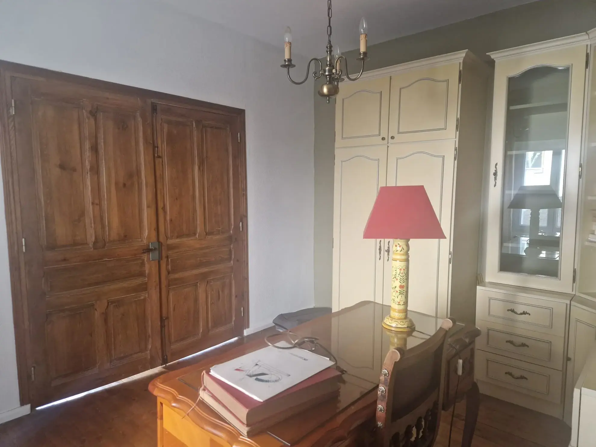 Maison de ville à Saint-Julien-Chapteuil avec grand terrain et garage 