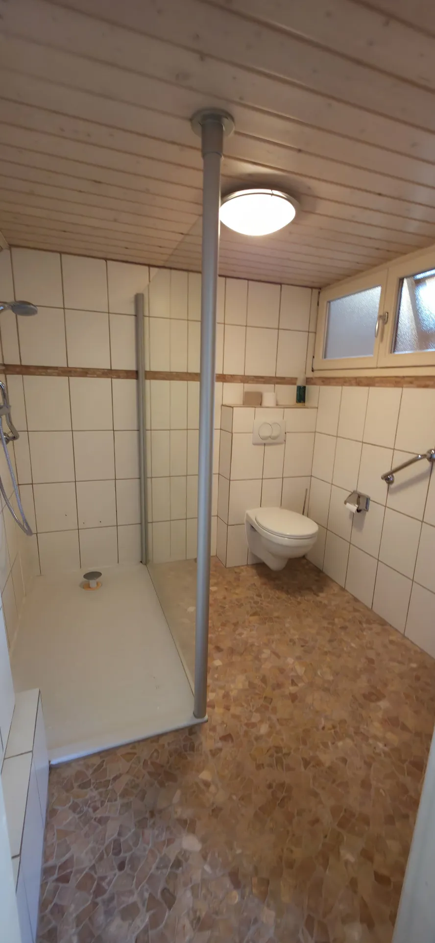 Ferme vosgienne rénovée de 313 m² avec jardin et garage à Ville 