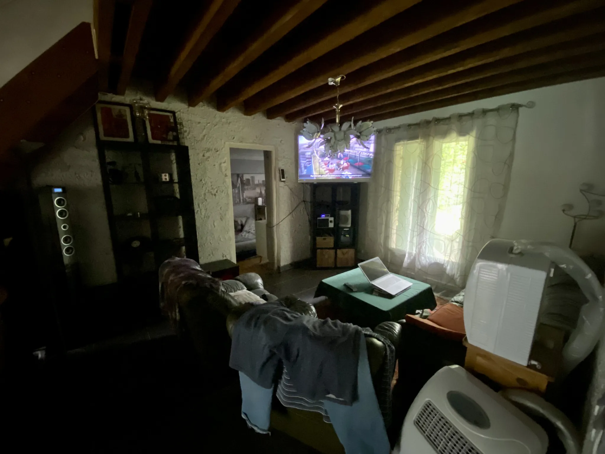 Maison à rénover de 102 m² avec piscine et grand parc arboré près de La Réole 