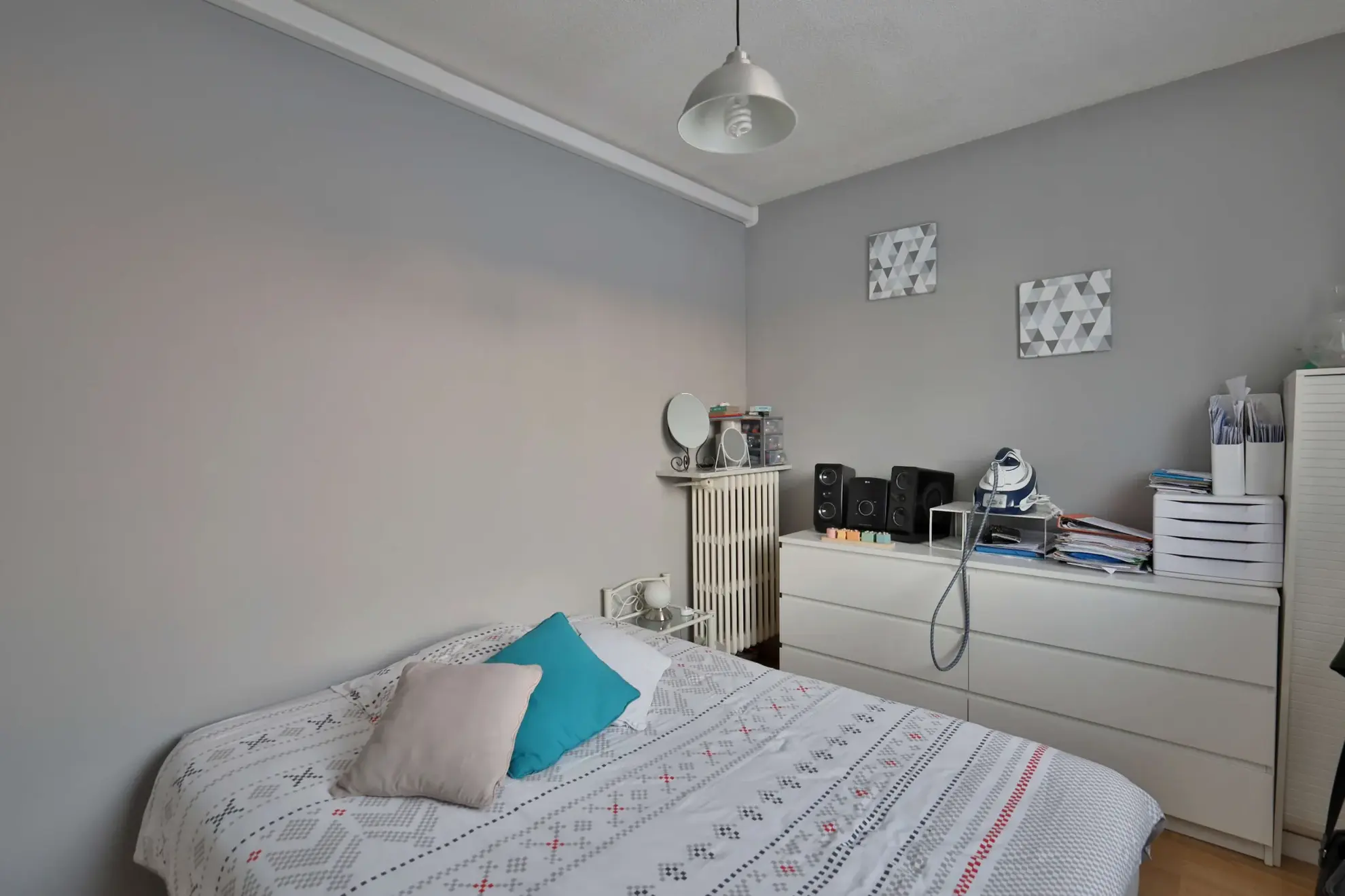 Appartement T4 de 64 m² à Vénissieux avec cave et stationnement 