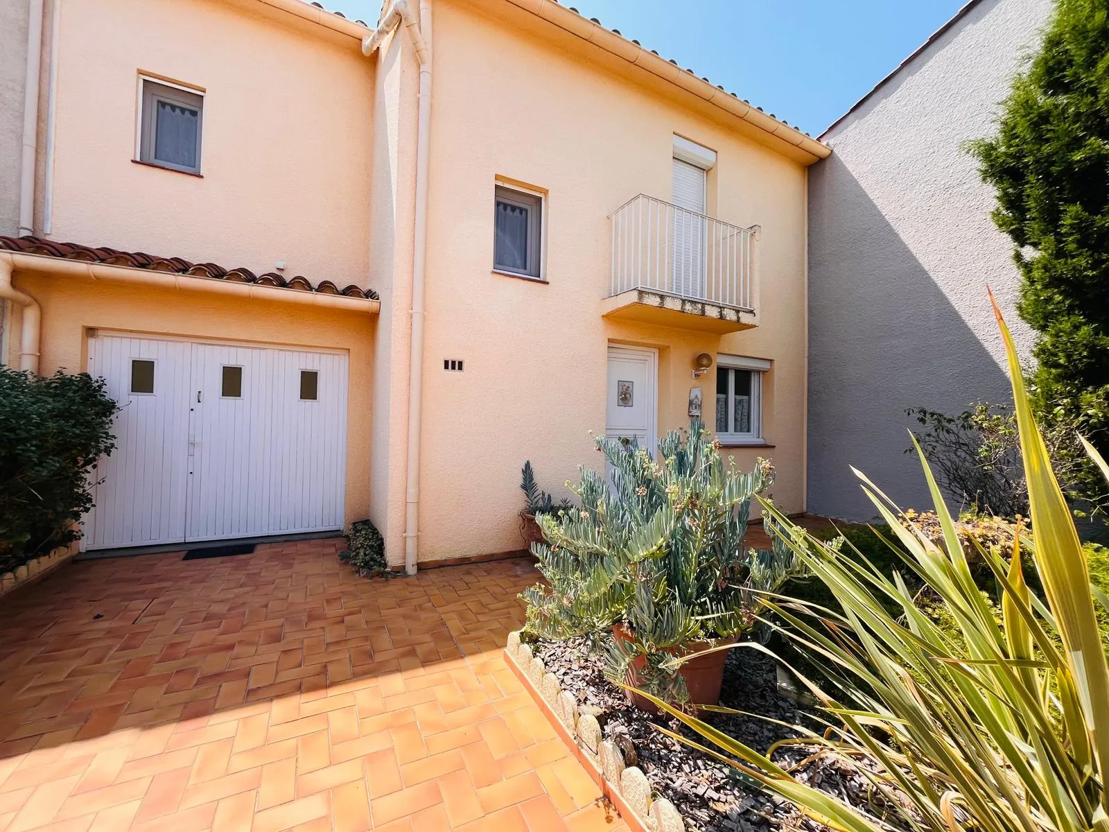 Villa familiale 4 pièces avec garage à Toulouges - Confort et tranquillité 