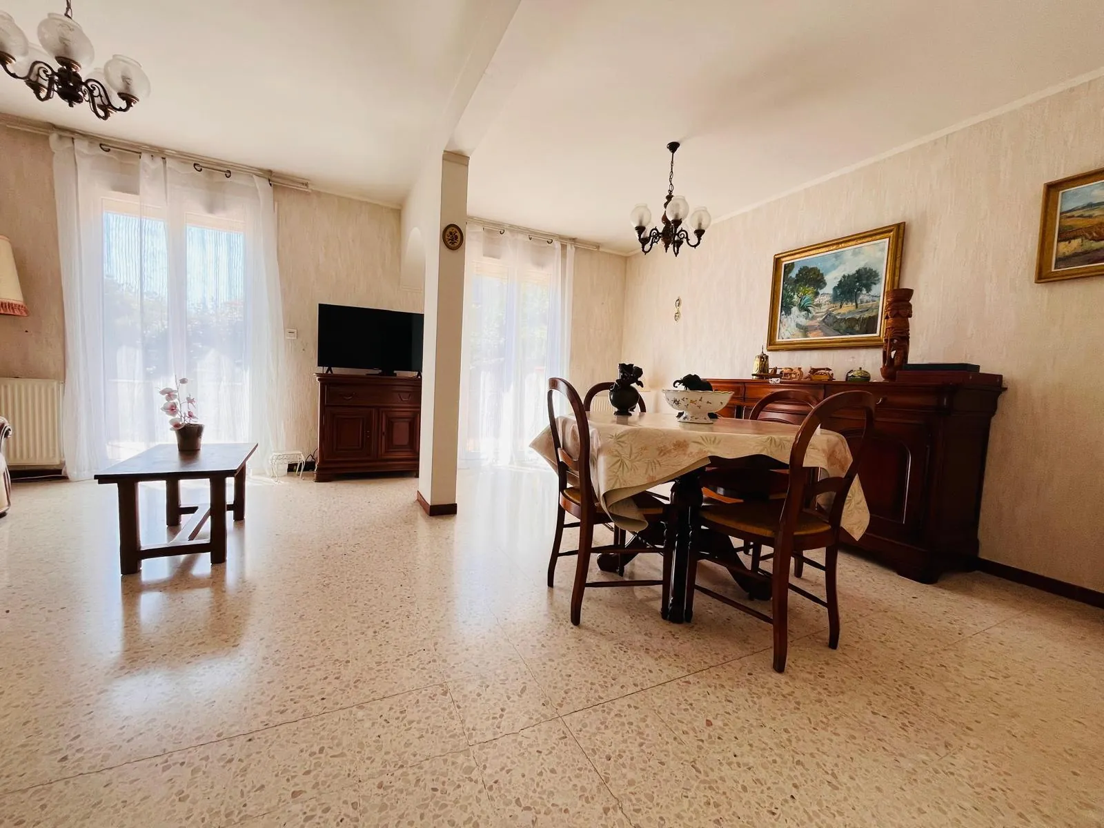 Villa familiale 4 pièces avec garage à Toulouges - Confort et tranquillité 