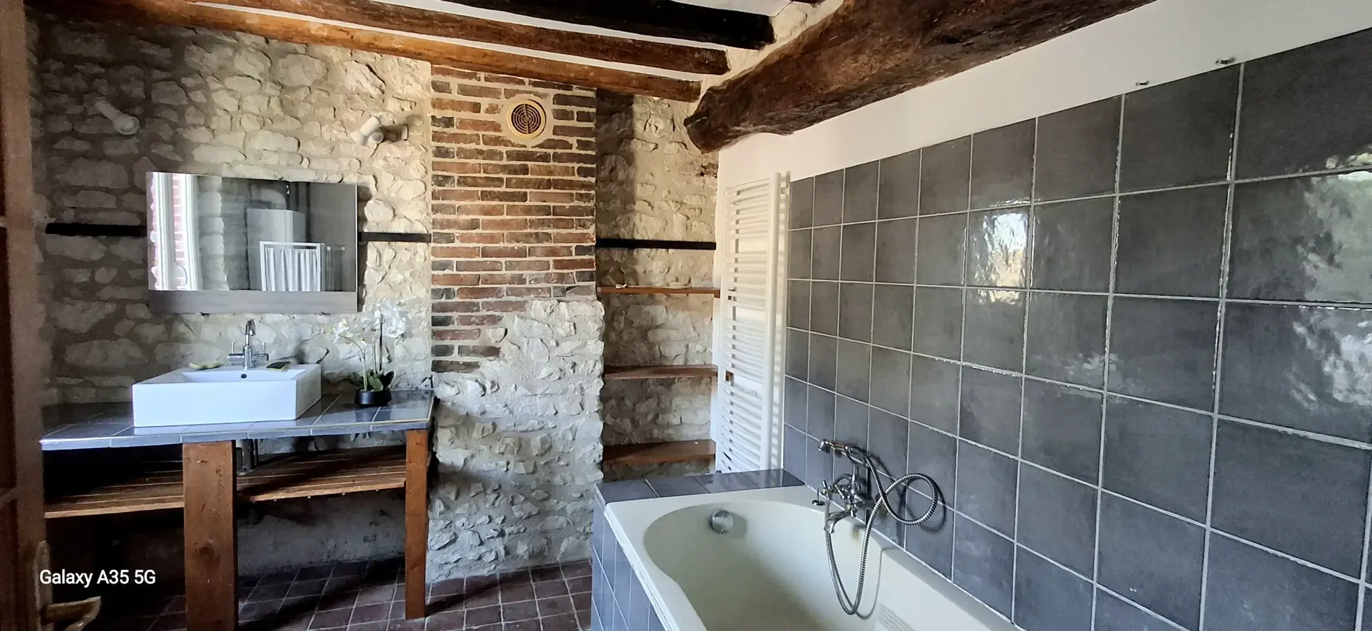 Maison de 94 m² à Migennes avec jardin, garage et potentiel d’extension 