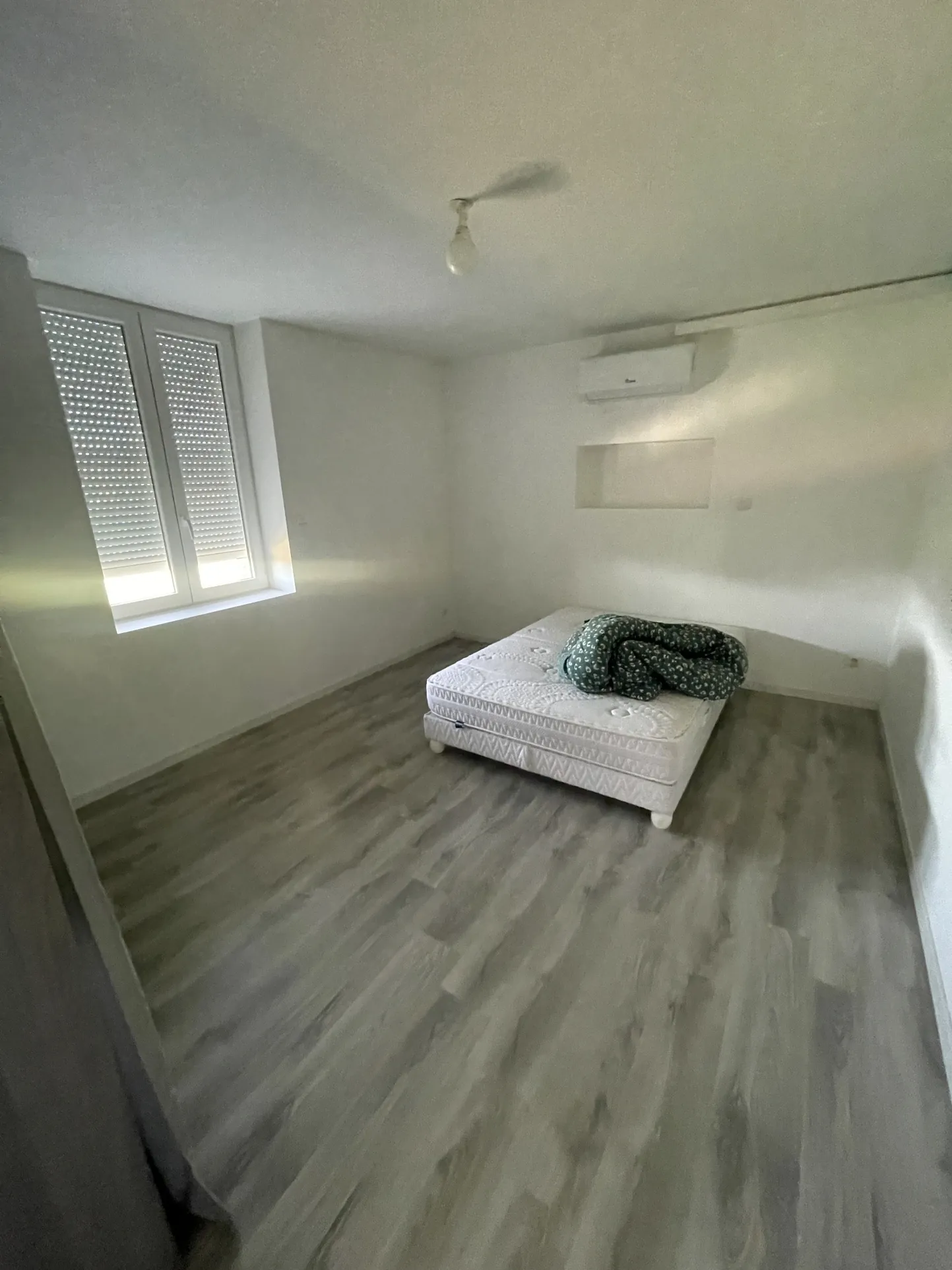 Immeuble rénové de 3 appartements à vendre à Unieux 