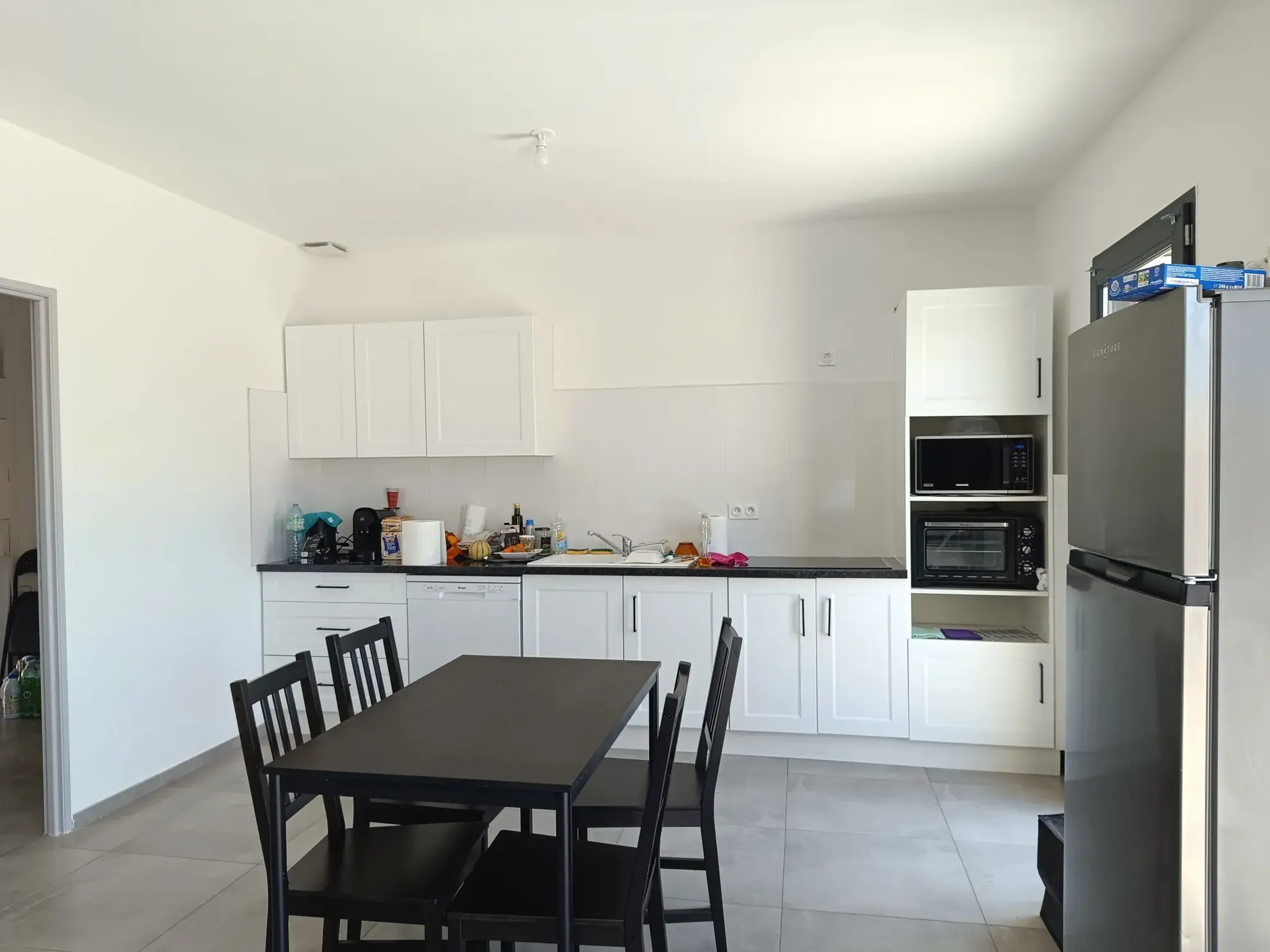 Maison récente 2023 avec terrasse et garage à Bollène – Quartier calme 