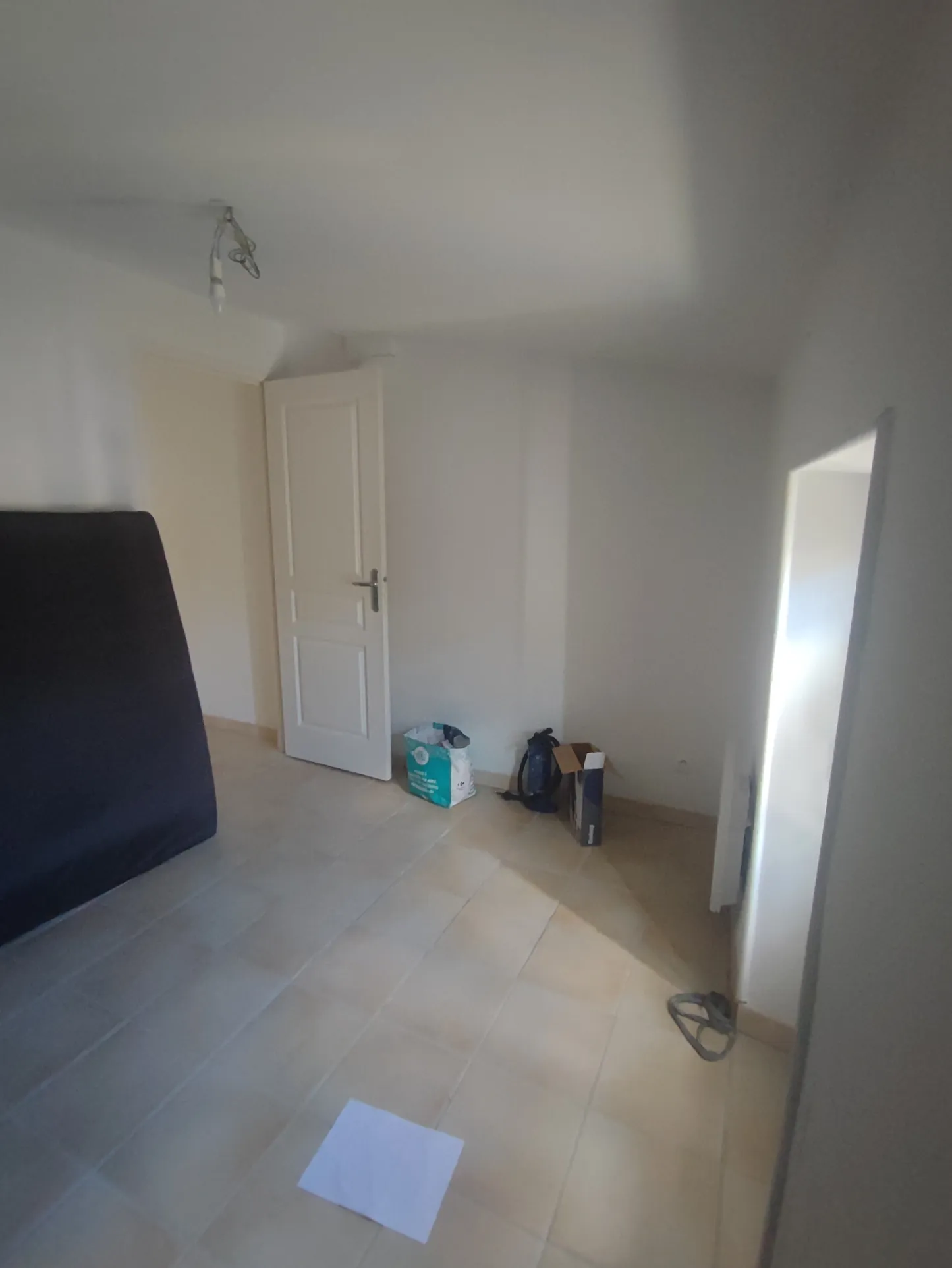 Maison de village avec local commercial à Peyriac Minervois - Investissement rentable 