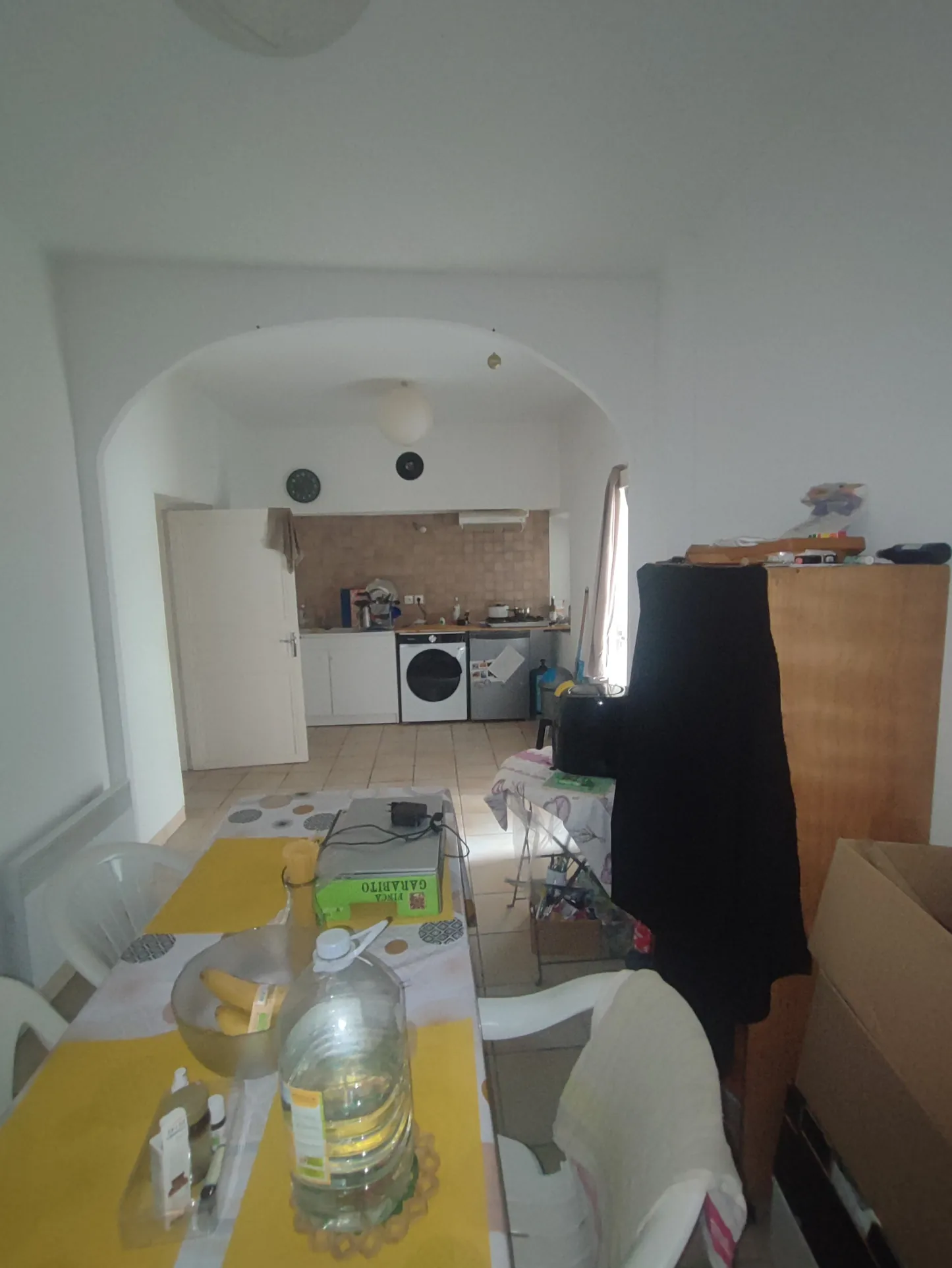 Maison de village avec local commercial à Peyriac Minervois - Investissement rentable 