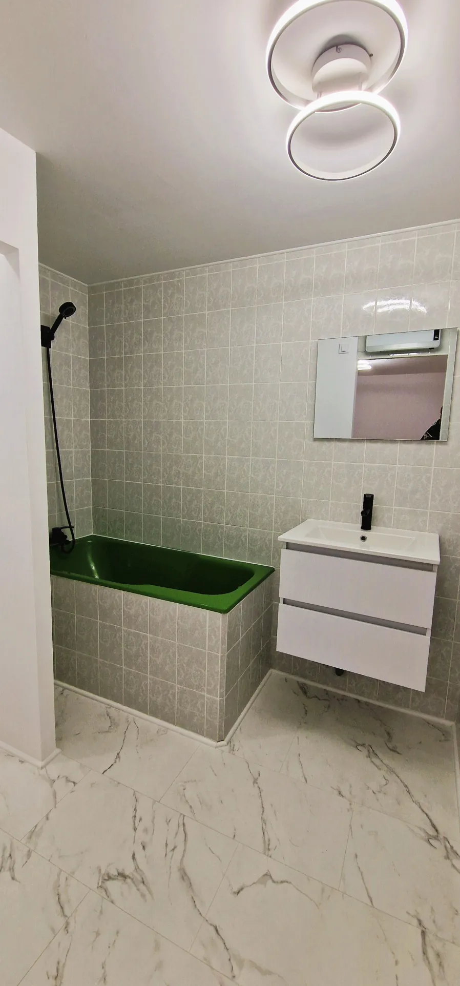 Appartement rénové avec mezzanine, cuisine ouverte et suite parentale à Amélie-les-Bains Palalda 