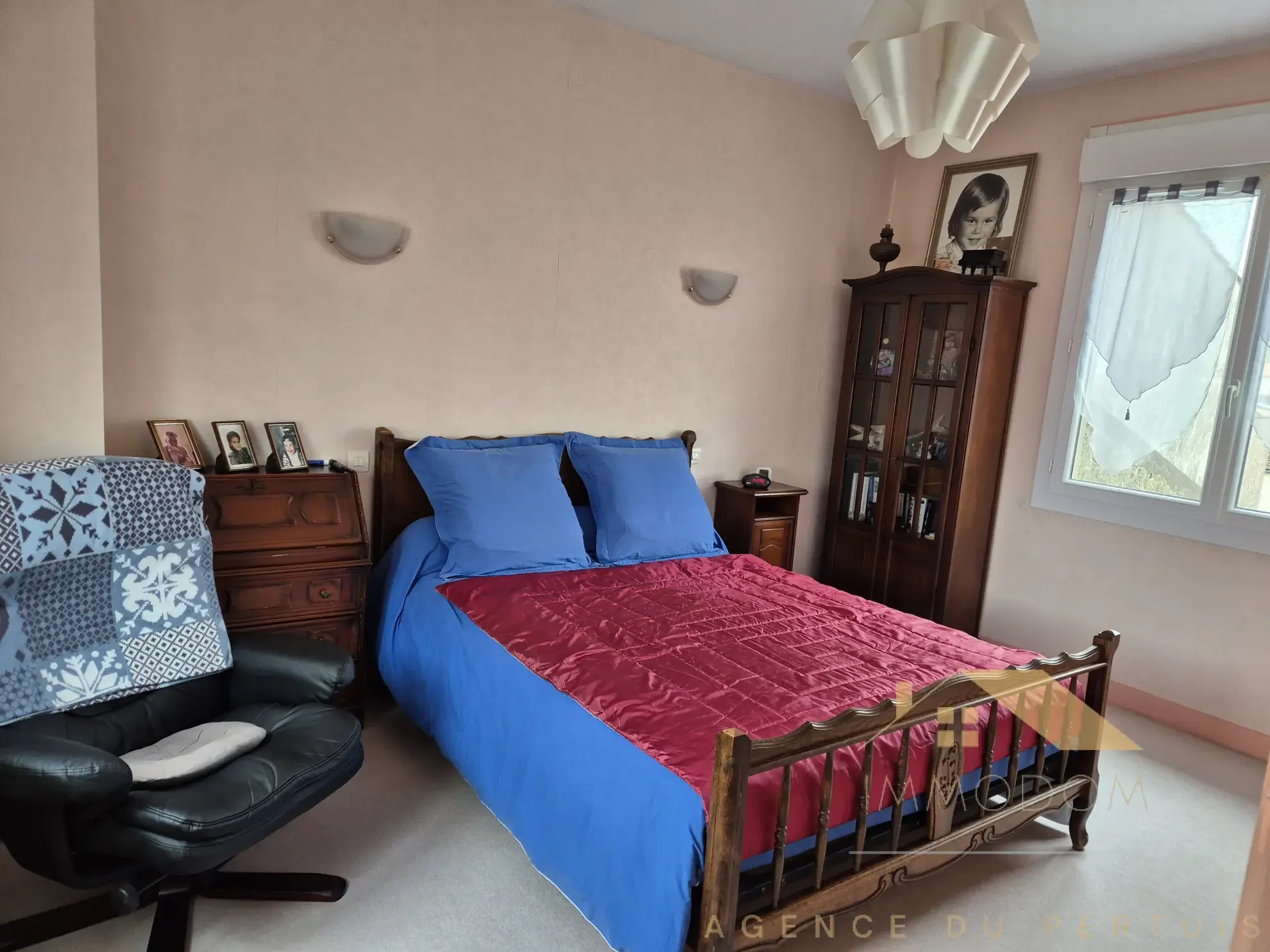 Immeuble d'habitation à vendre en centre-ville de Fouras, idéal investisseur ou famille 