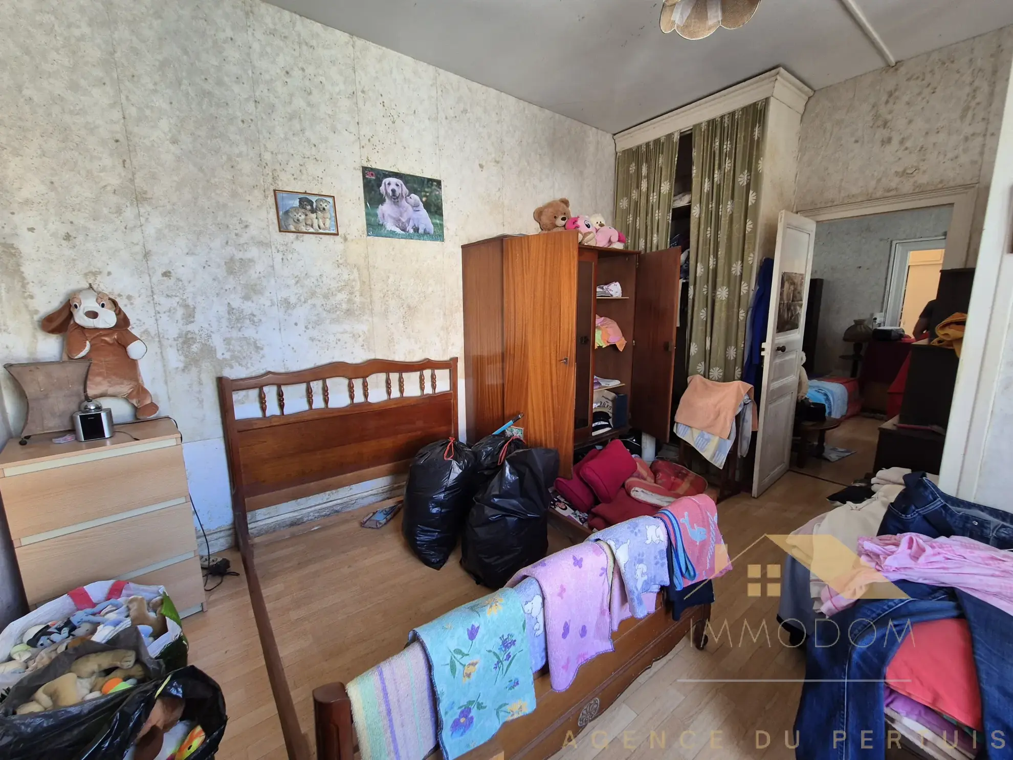 Immeuble d'habitation à vendre en centre-ville de Fouras, idéal investisseur ou famille 