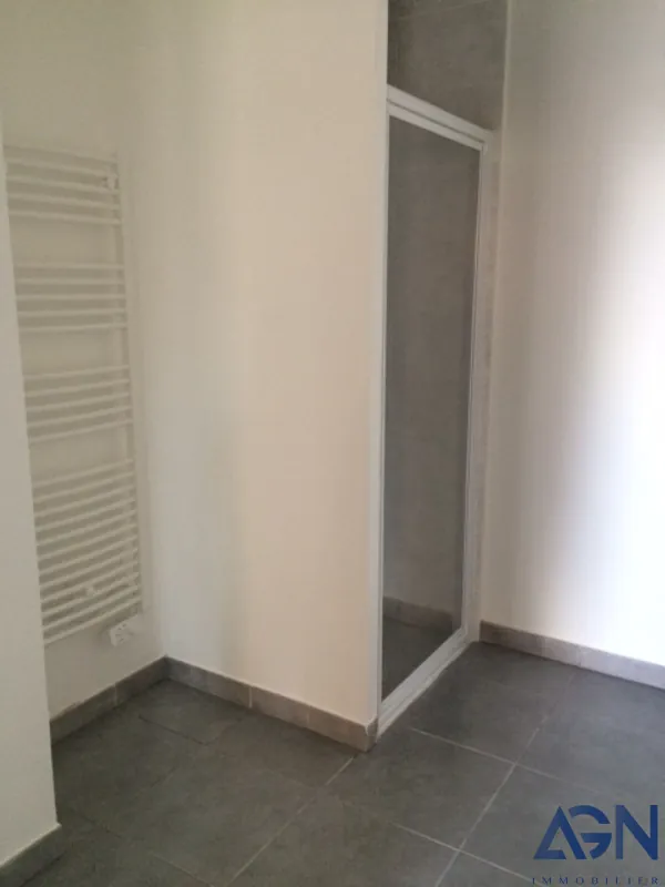 Studio de 35,95 m² avec terrasse à Saint-Jean-de-Védas - Investissement locatif ou résidence principale 