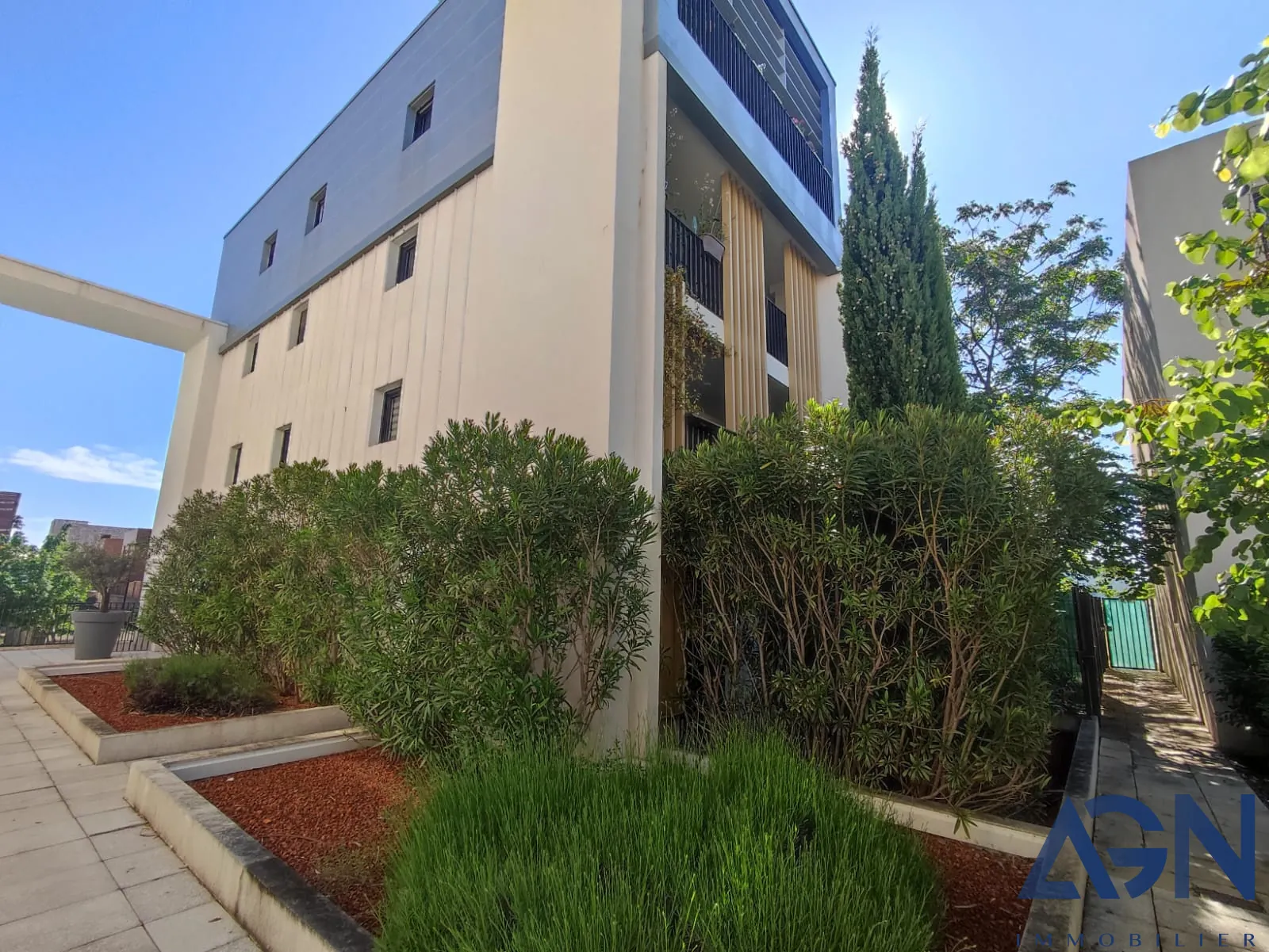 Studio de 35,95 m² avec terrasse à Saint-Jean-de-Védas - Investissement locatif ou résidence principale 