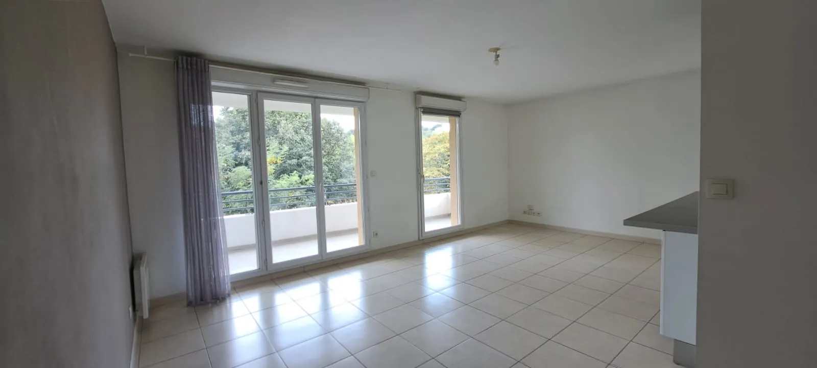 Appartement 4 pièces avec garage et parking à Marseille Saint Jérome 
