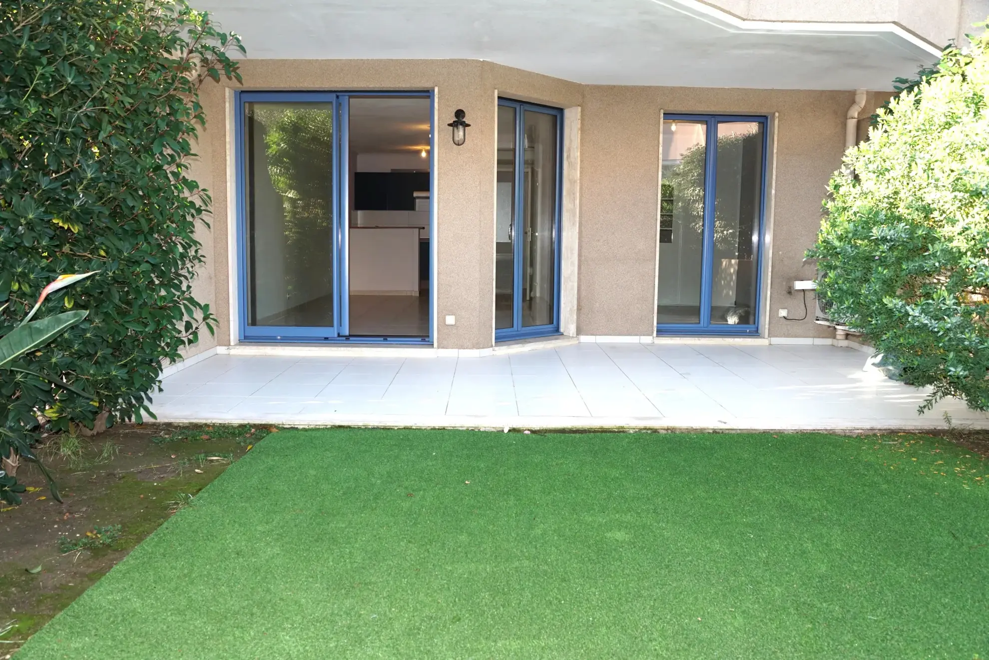 Appartement 2 pièces avec terrasse, jardin et garage à Cavalaire-sur-Mer 